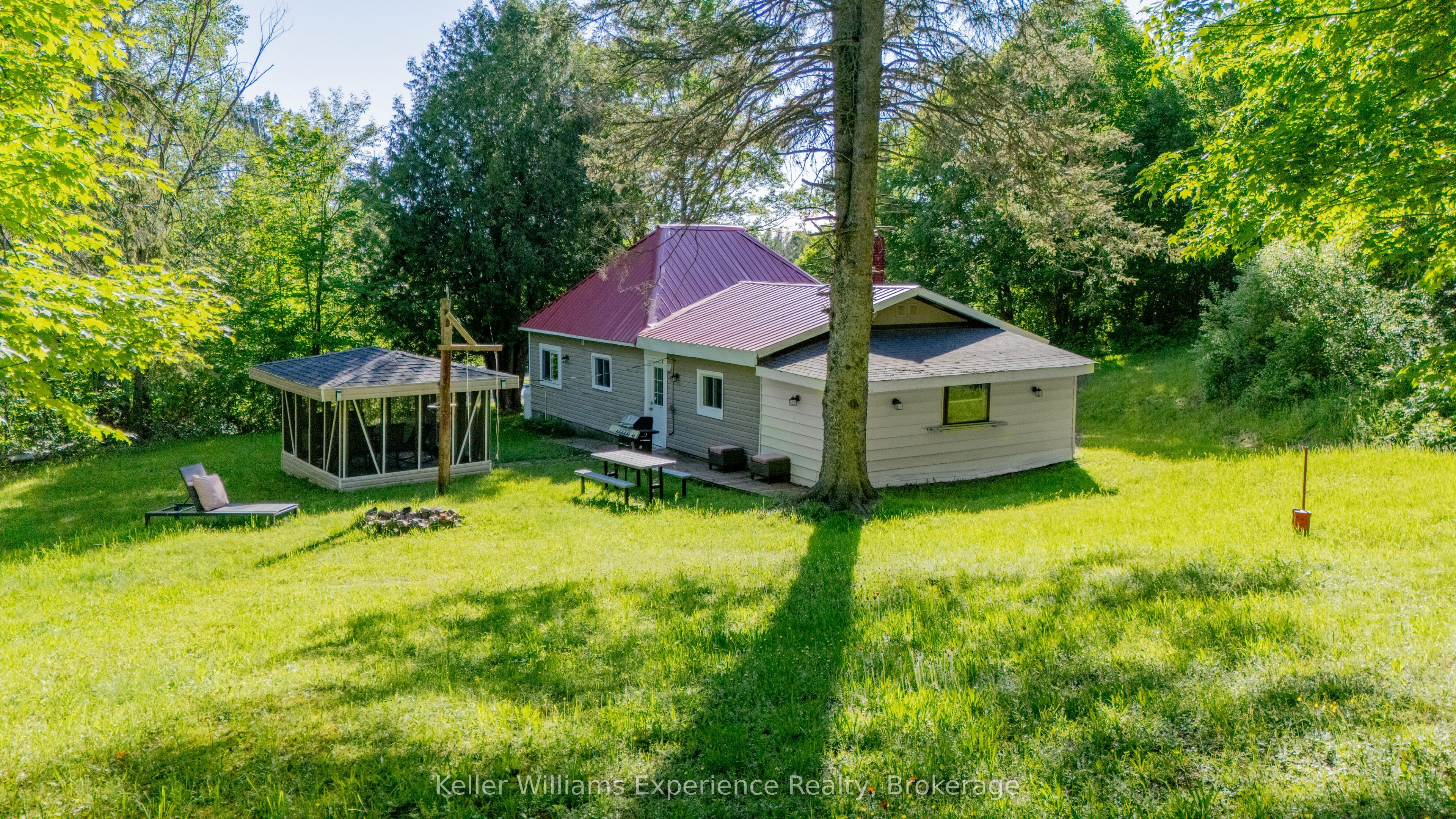 1755 592 Highway Property Photo 1