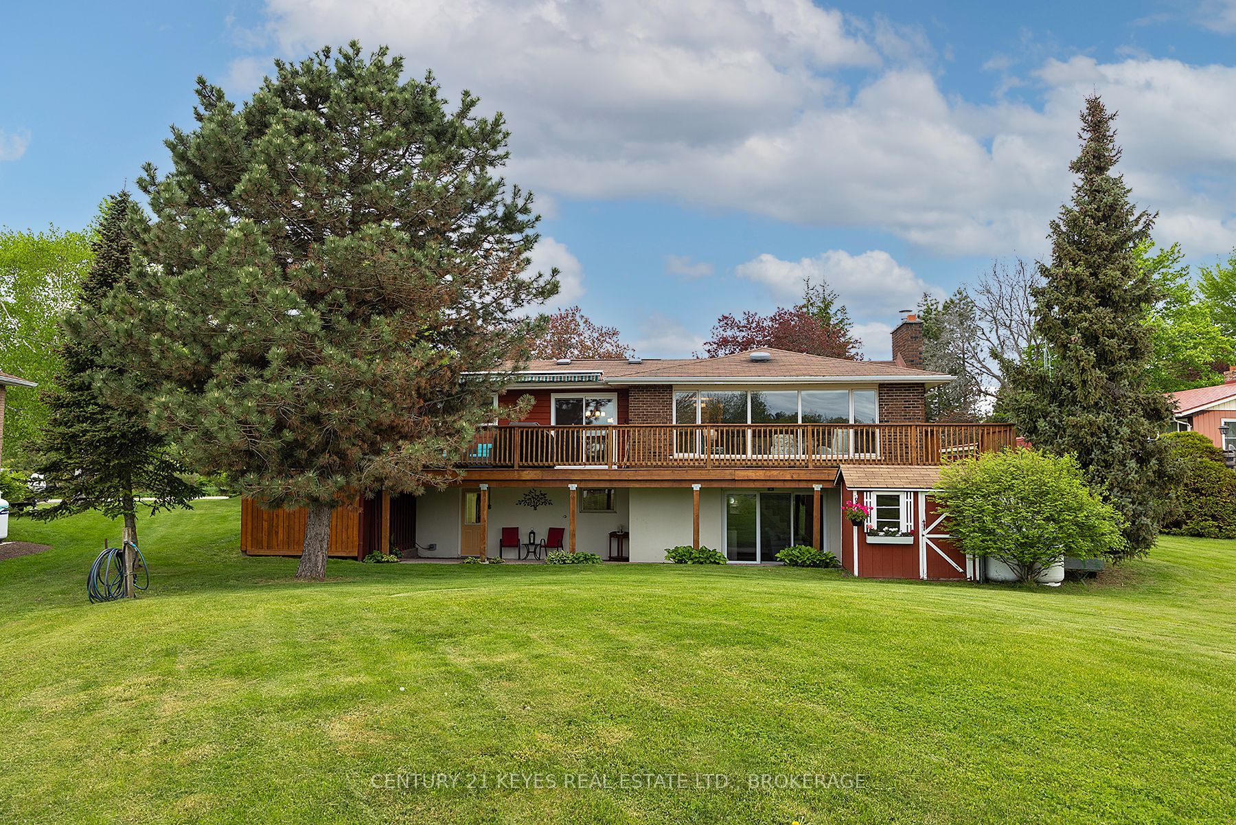 38 Willowbank Road W Property Photo 10
