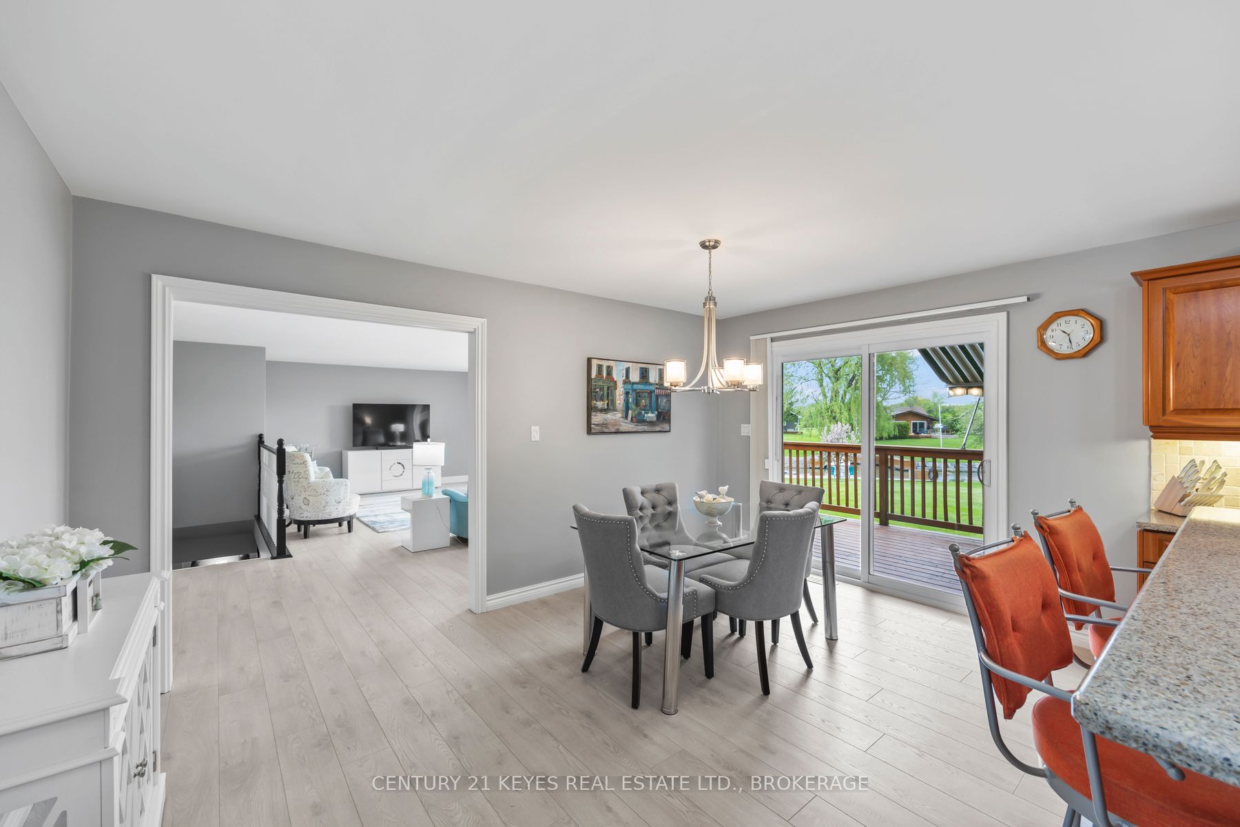 38 Willowbank Road W Property Photo 26