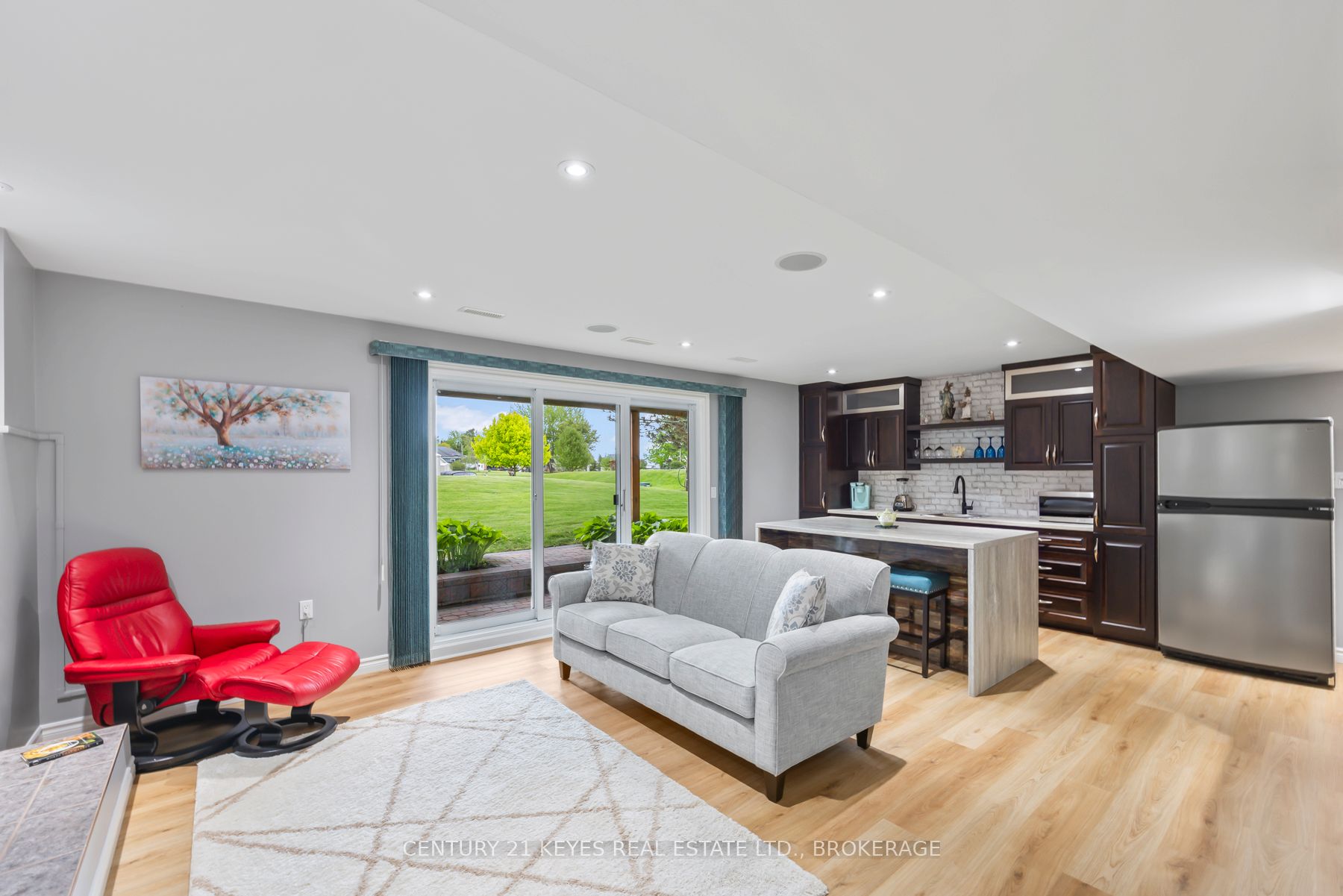 38 Willowbank Road W Property Photo 35