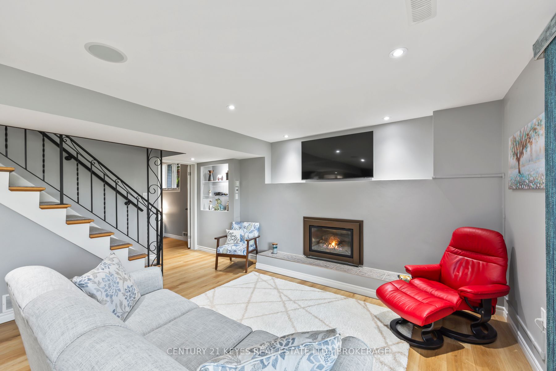 38 Willowbank Road W Property Photo 37