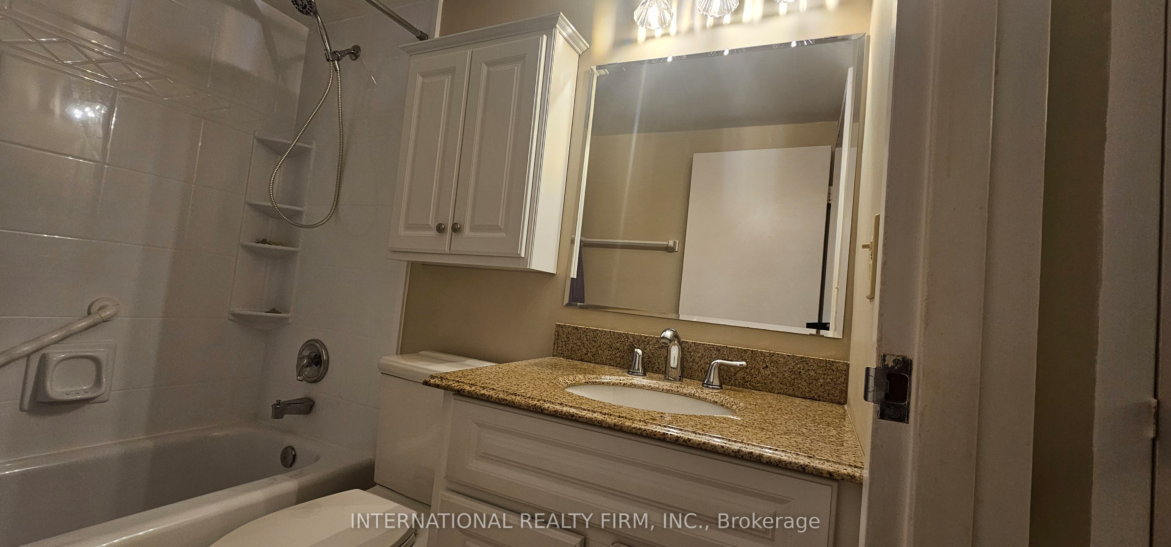 24 Midland Drive 401 Property Photo 23
