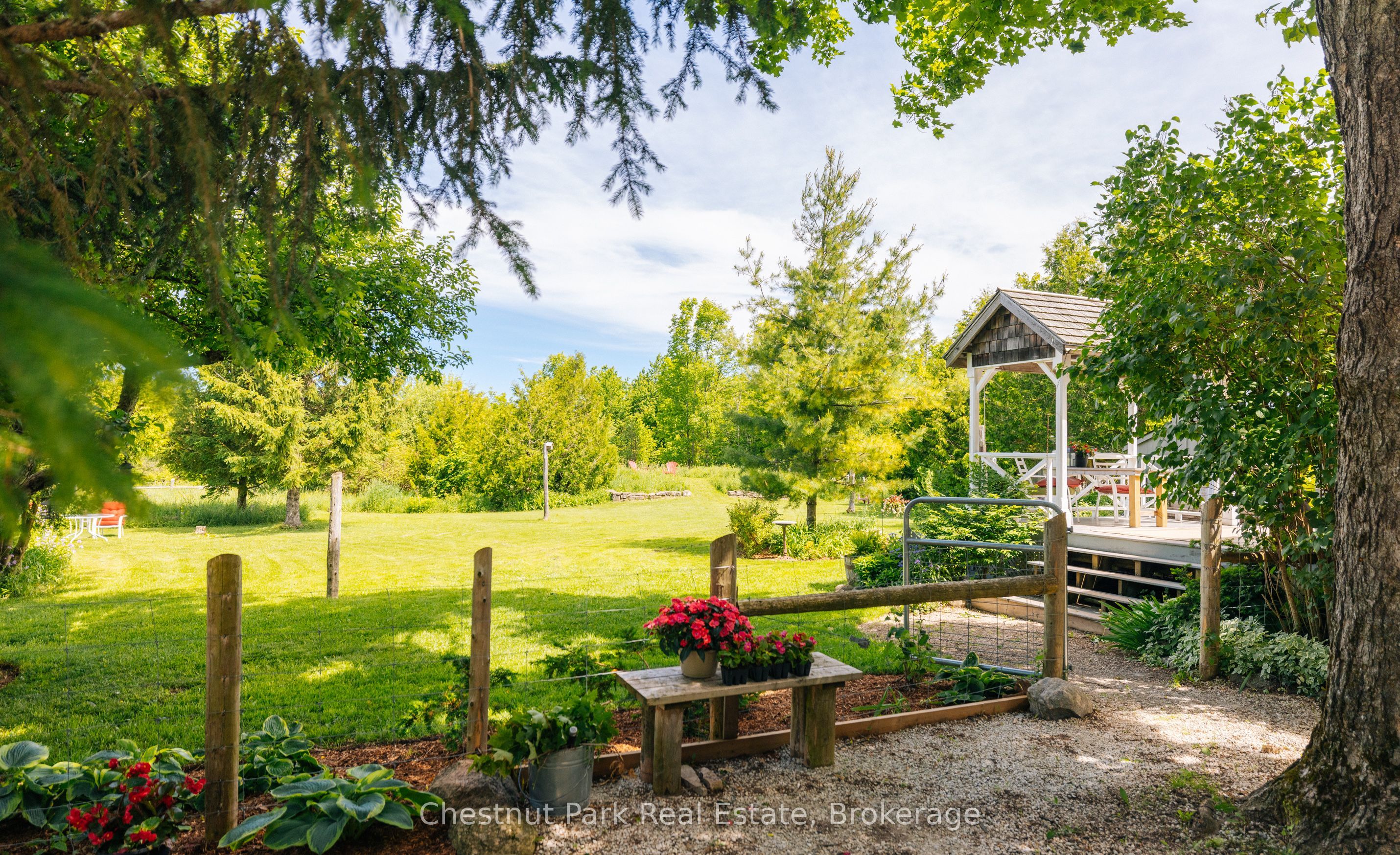 729297 21st Side Road Property Photo 39