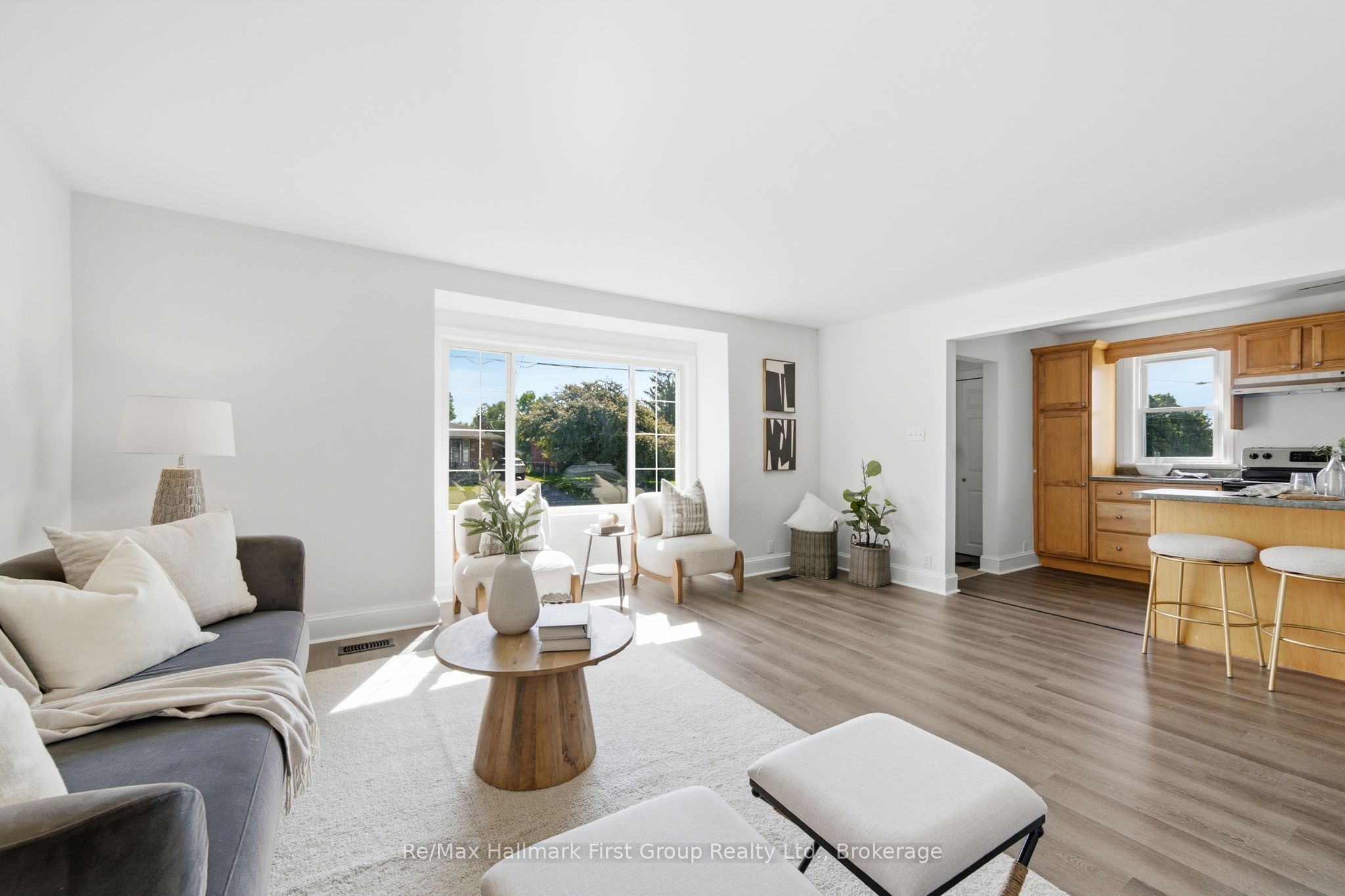 573 Sinclair Street Property Photo 8