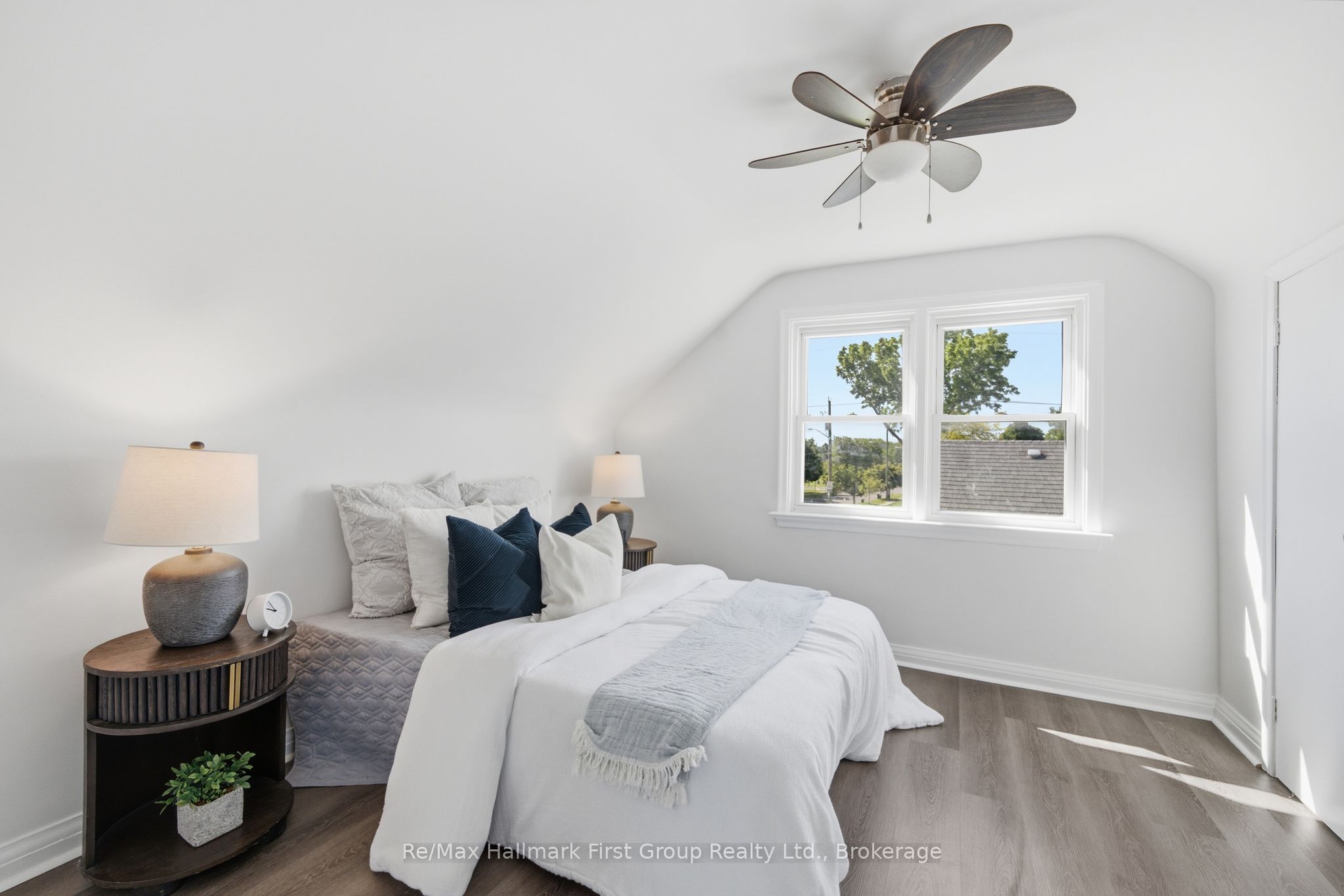 573 Sinclair Street Property Photo 21