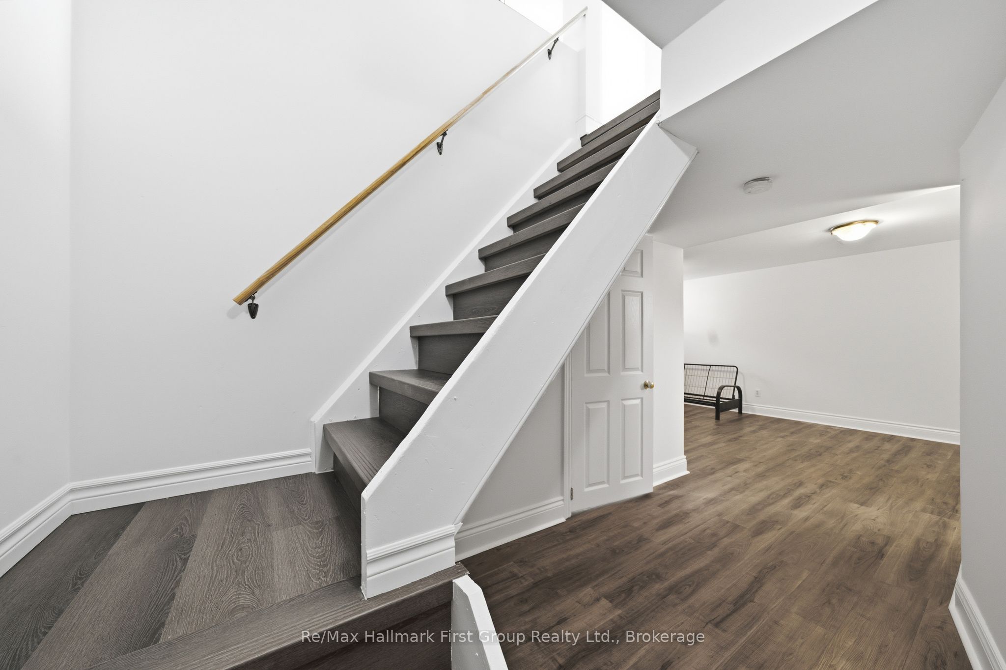 573 Sinclair Street Property Photo 25