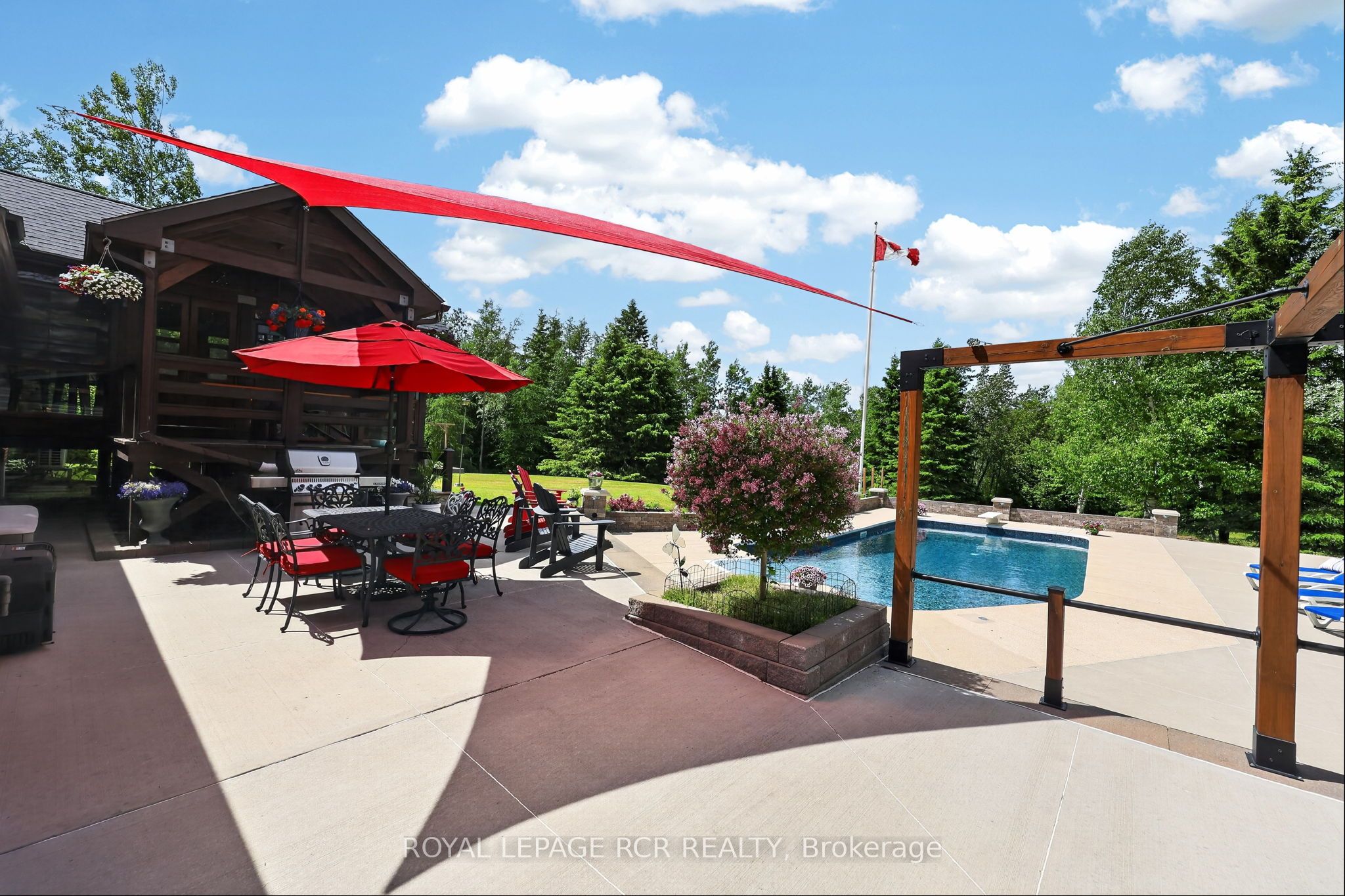 386237 20 Sideroad Property Photo 45