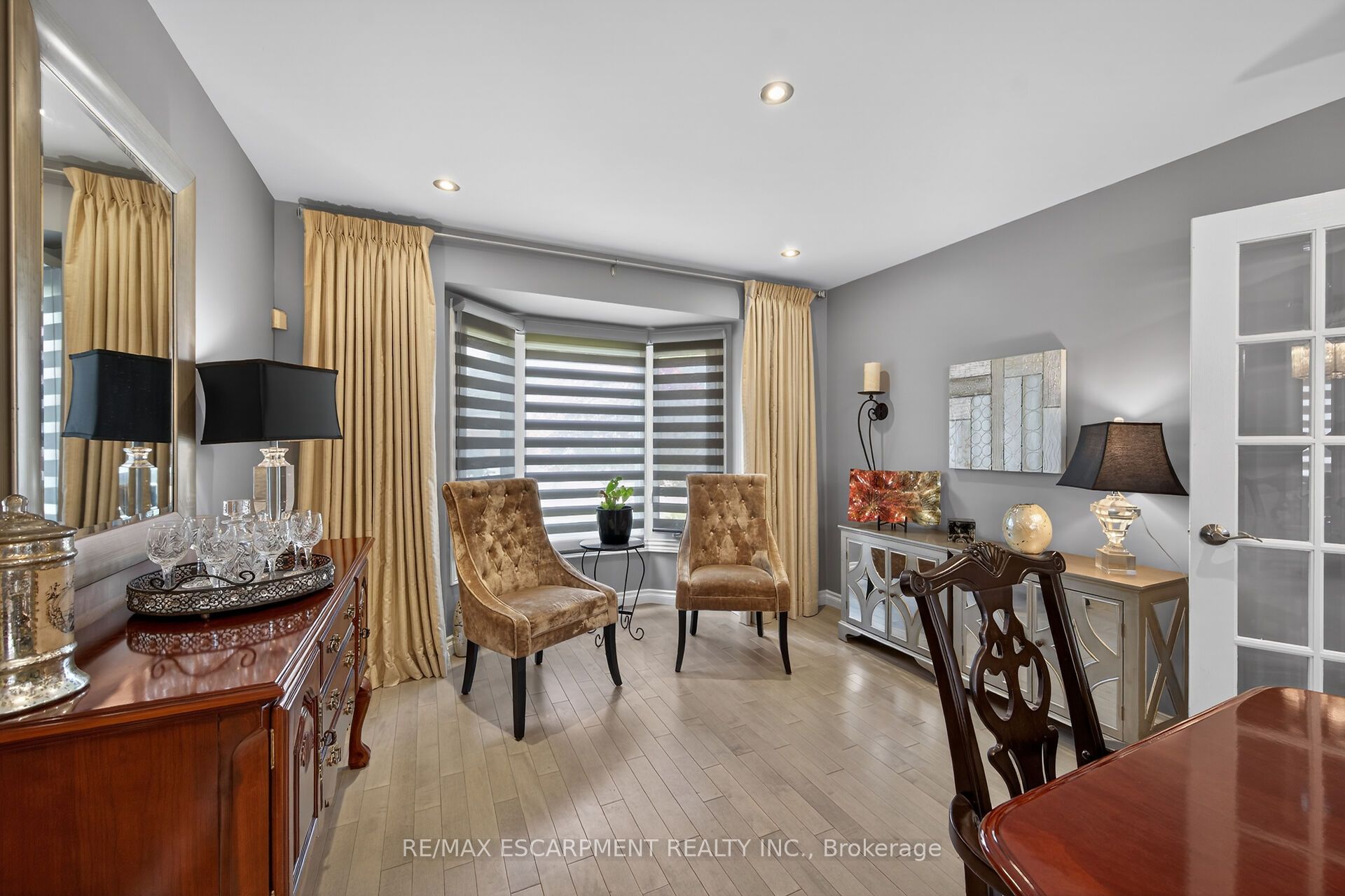 32 Symphony Place Property Photo 5