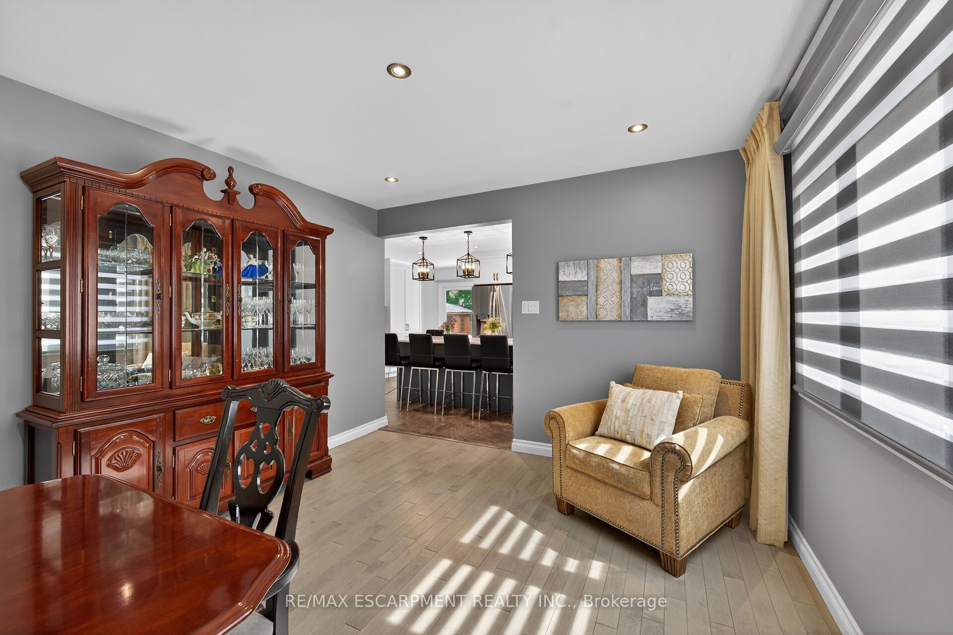 32 Symphony Place Property Photo 6