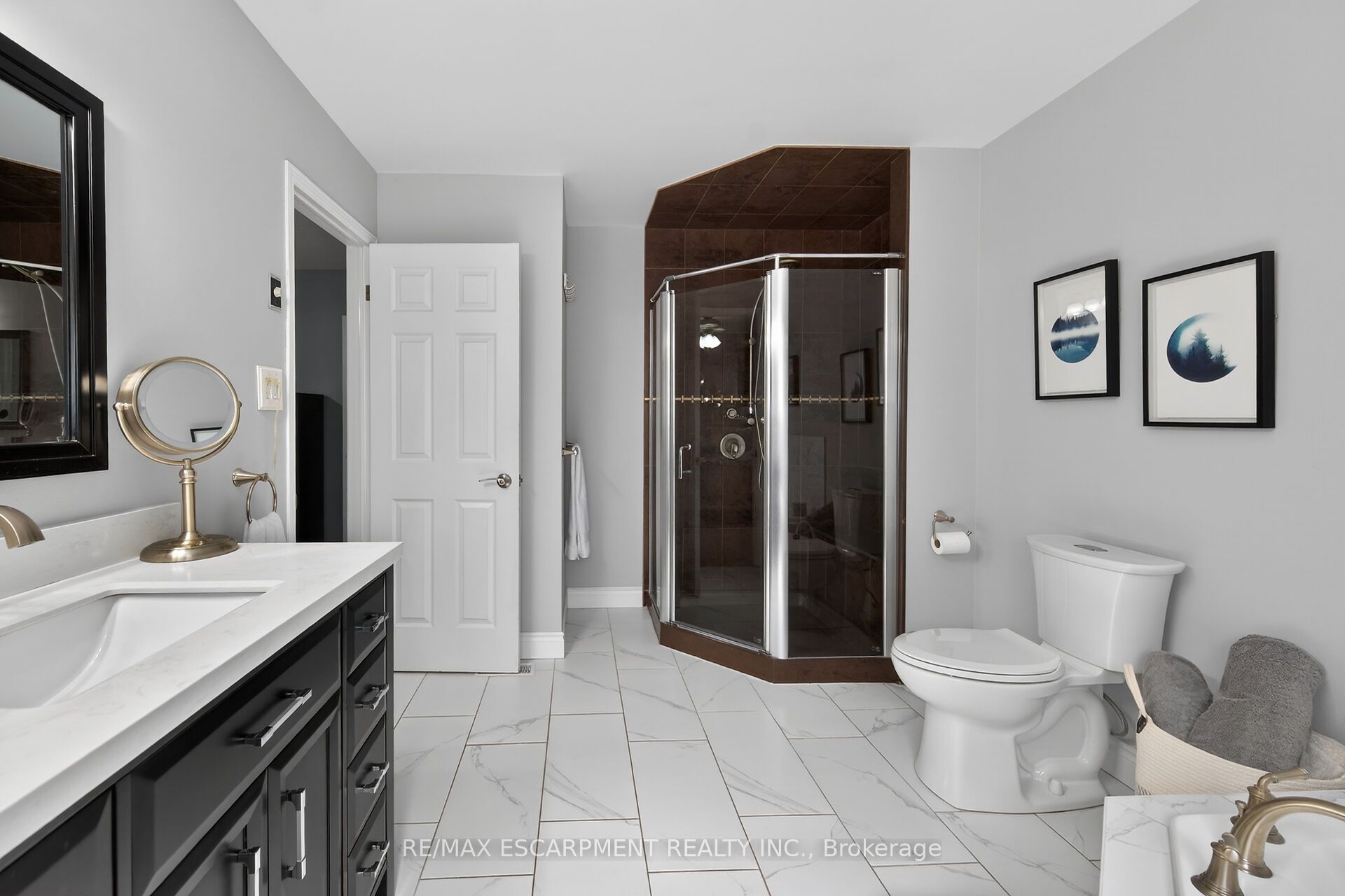 32 Symphony Place Property Photo 24
