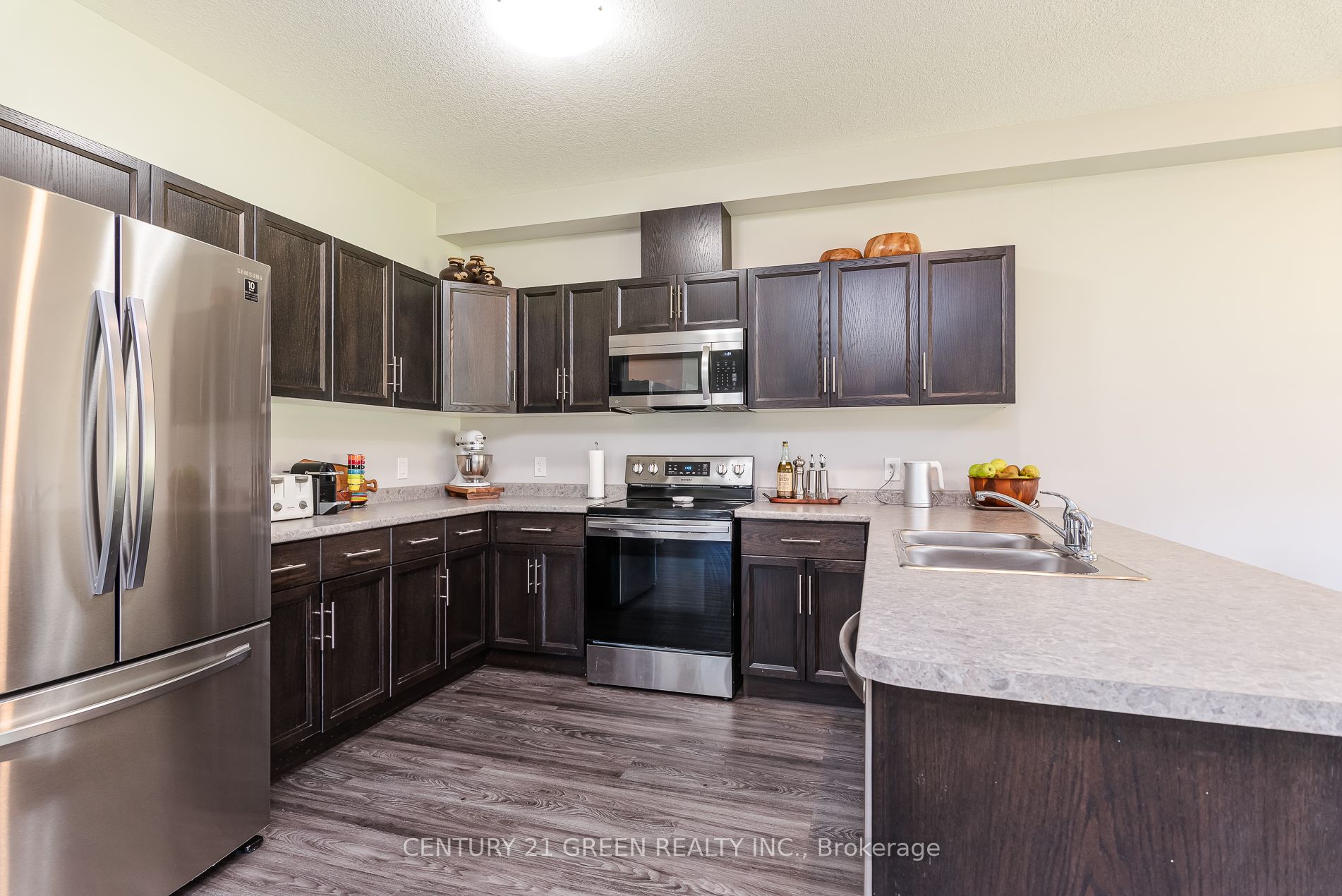 51 Crab Apple Court Property Photo 26