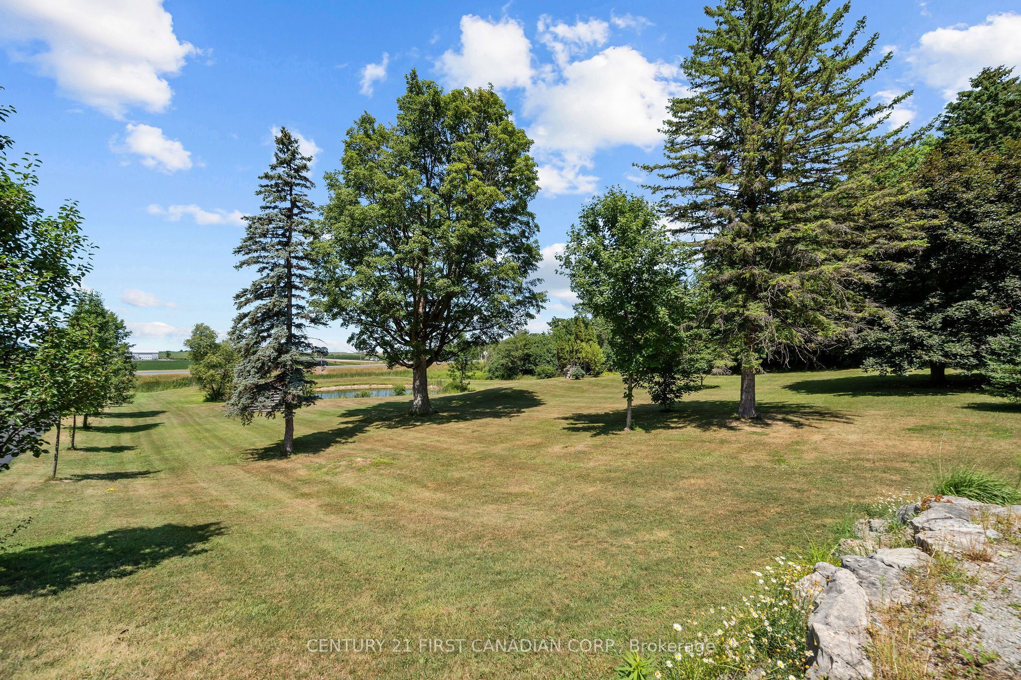 14519 Elginfield Road Property Photo 5