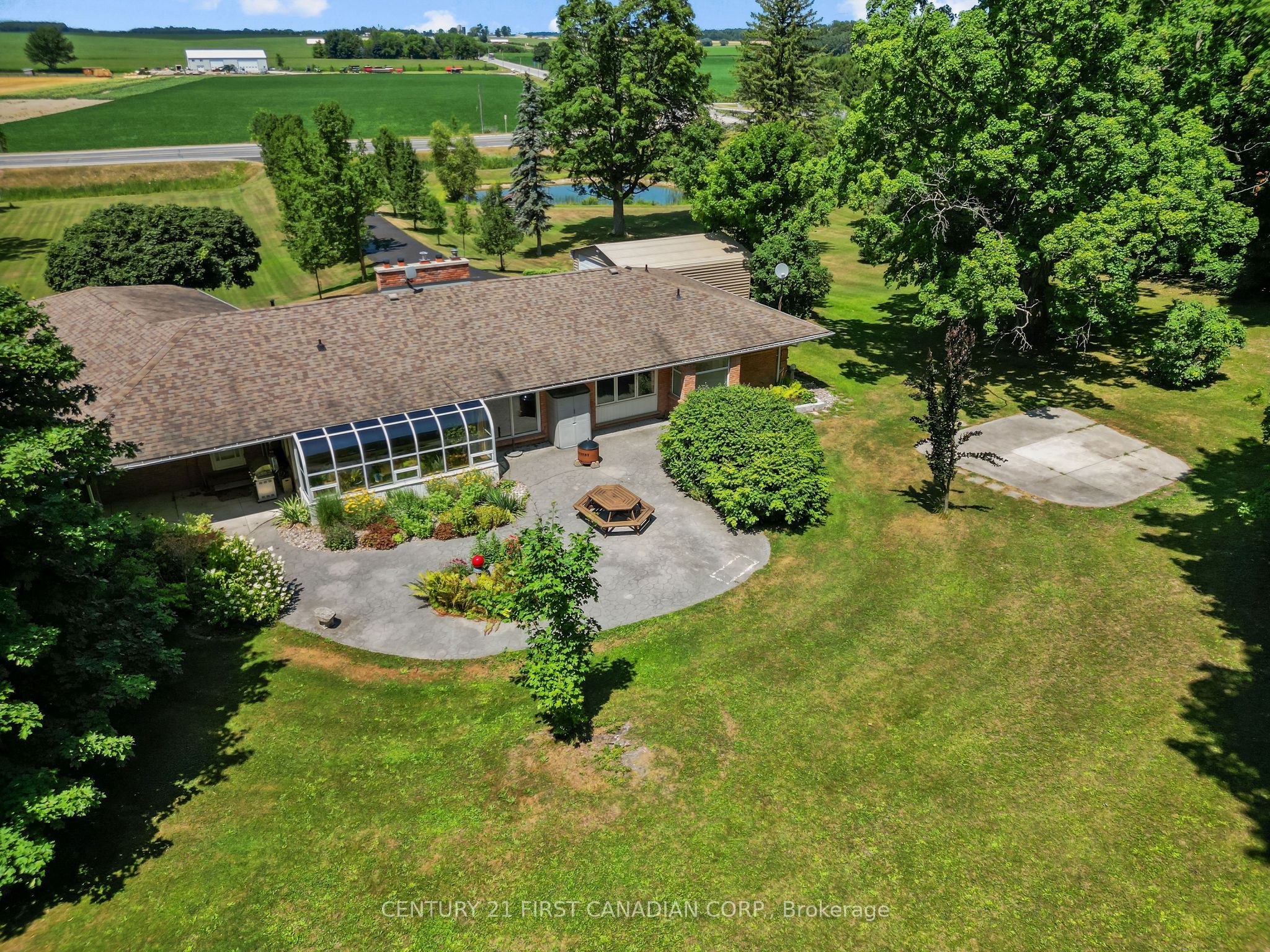 14519 Elginfield Road Property Photo 6