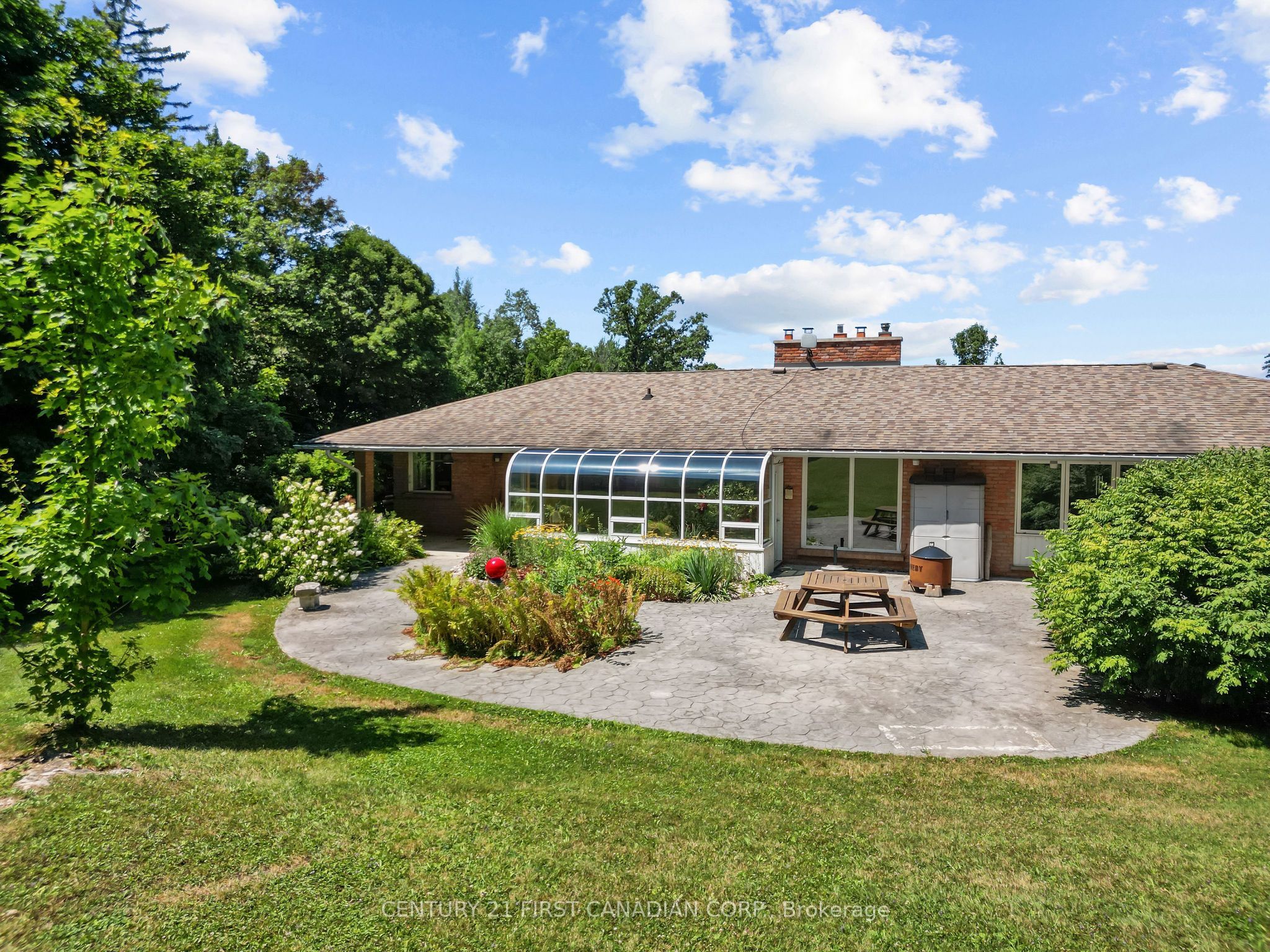 14519 Elginfield Road Property Photo 7