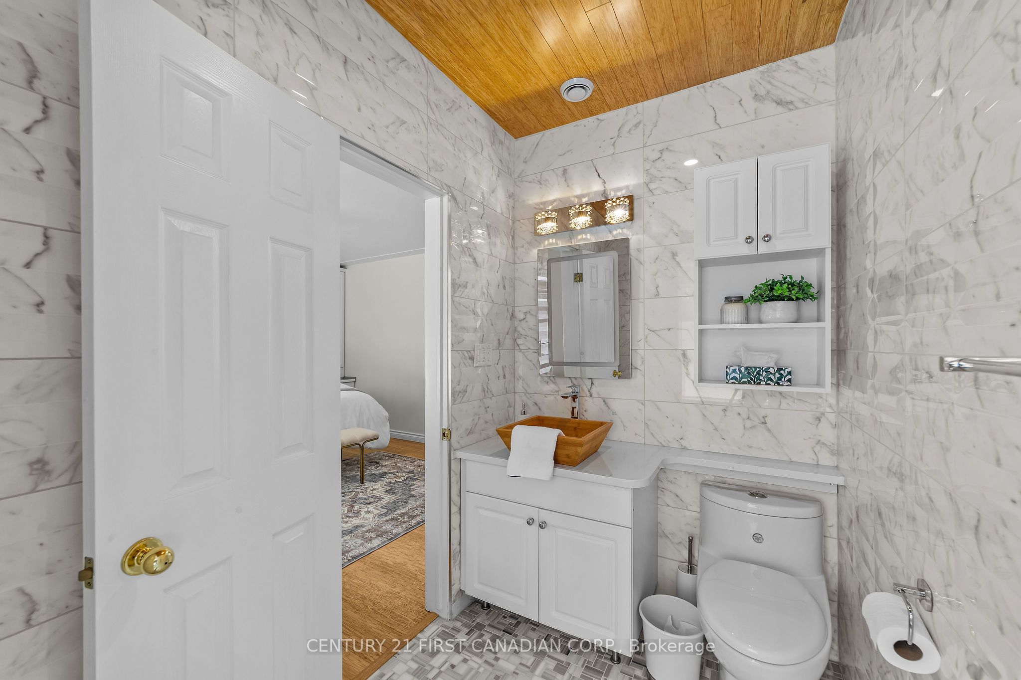 14519 Elginfield Road Property Photo 32