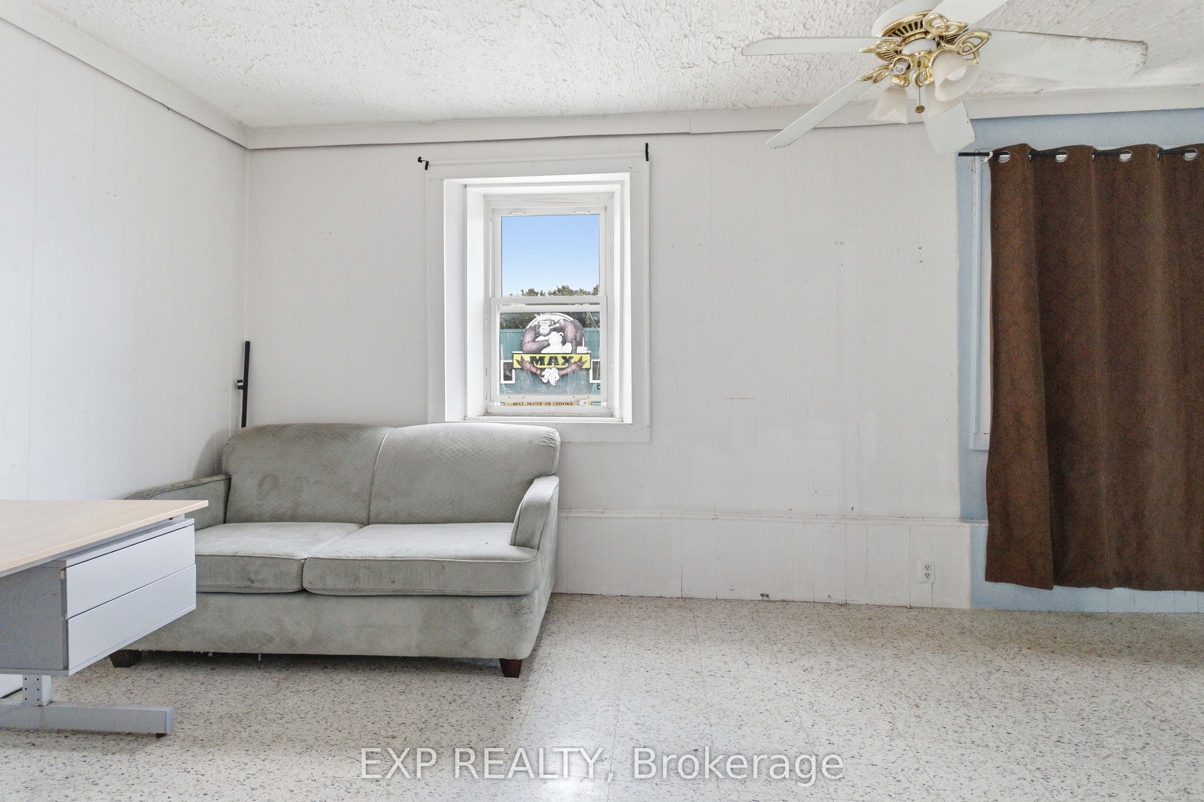 20 Colborne Street S 1 Property Photo 25