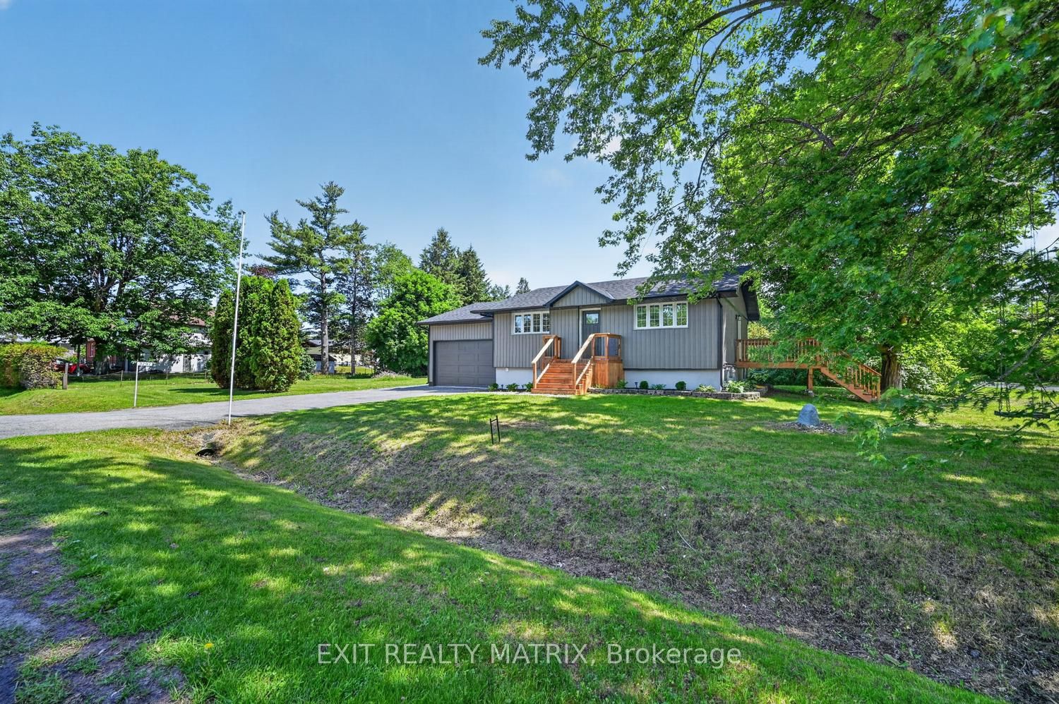 3297 Wayne Street Property Photo 1