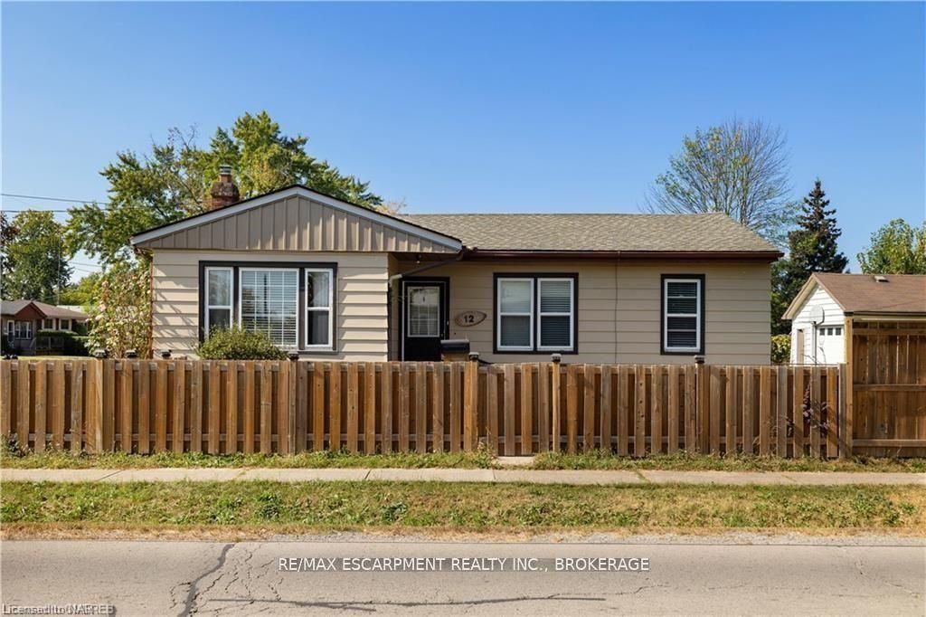 12 Ferndale Avenue Lower Property Photo 1
