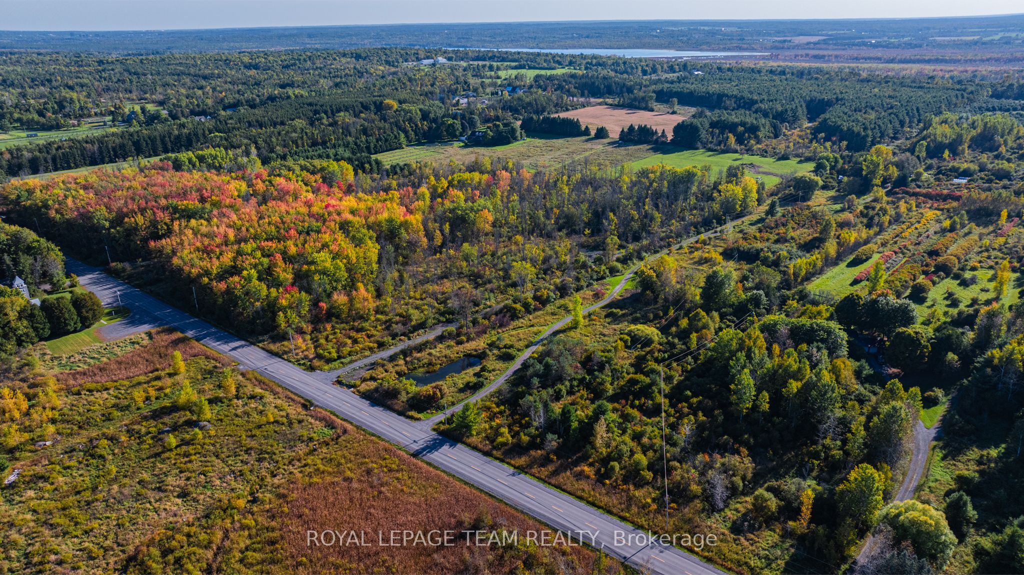 2591 Sixth Line Road Property Photo 10