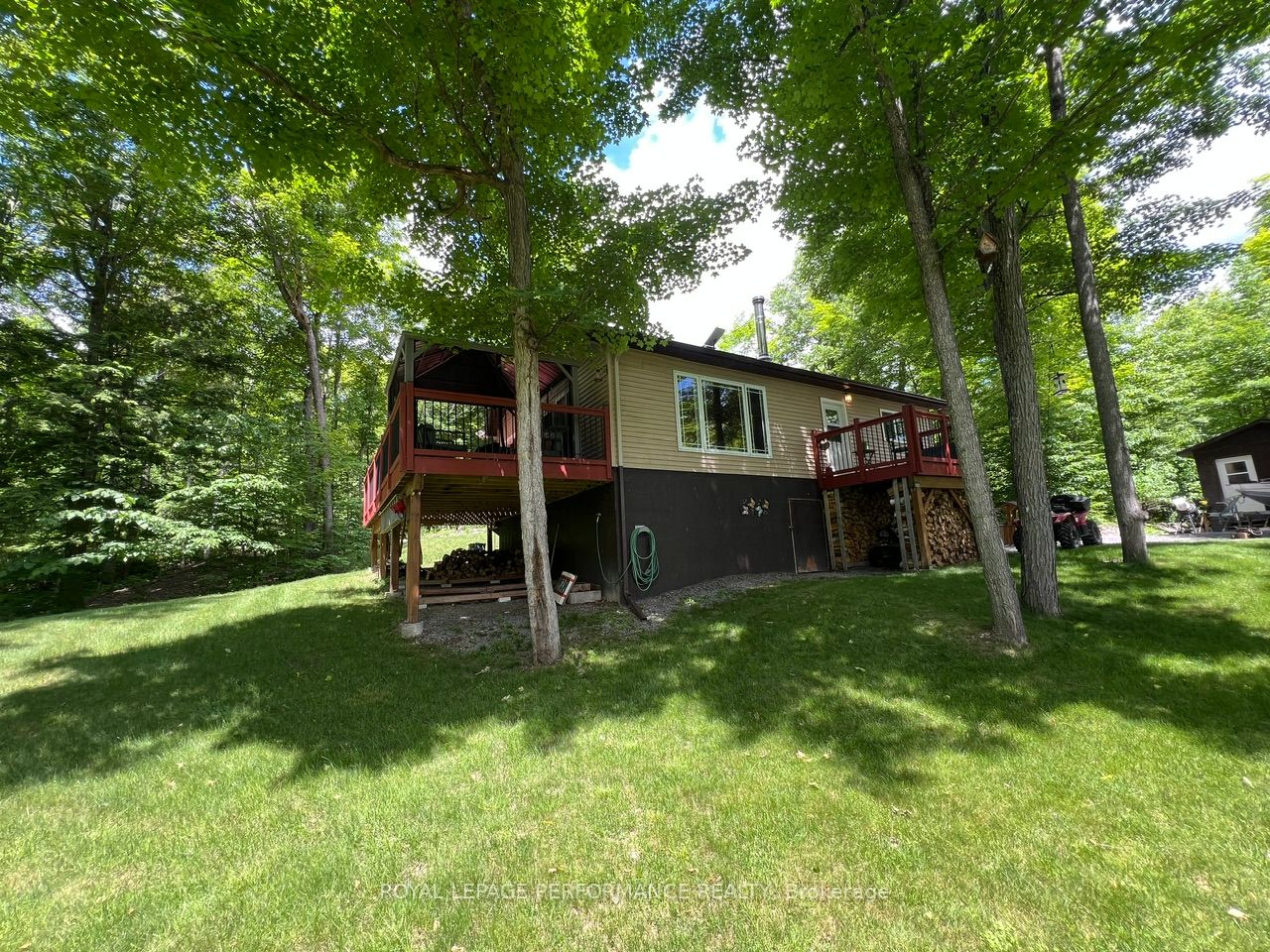 253 Lacourse Lane Property Photo 15