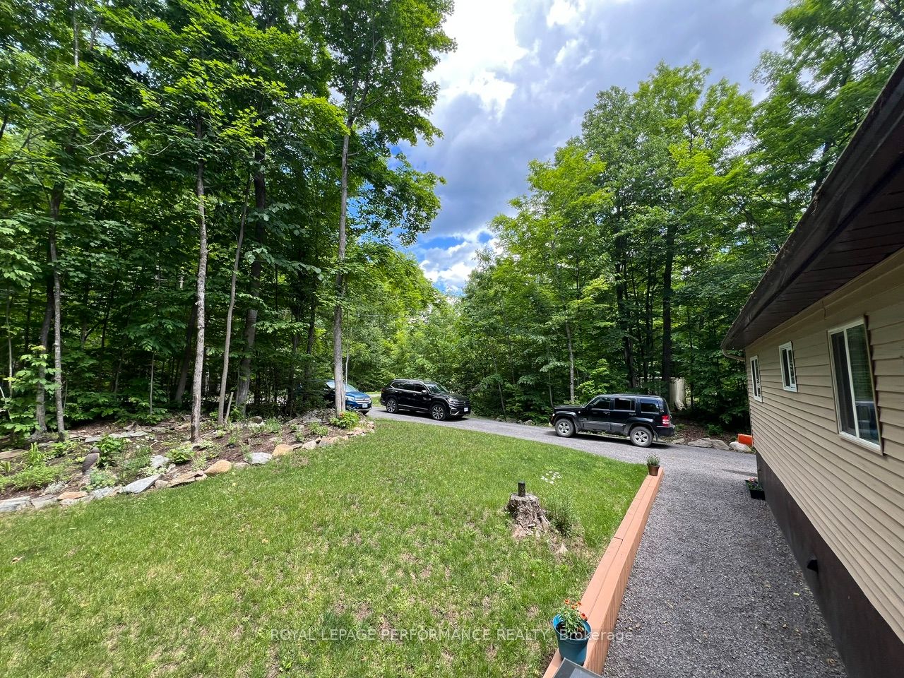253 Lacourse Lane Property Photo 16
