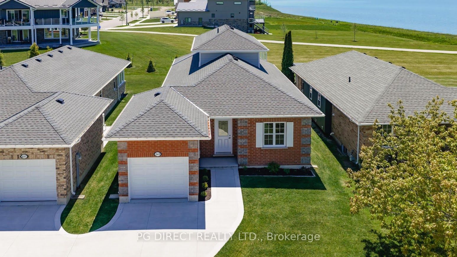 241 Bethune Crescent Property Photo 1