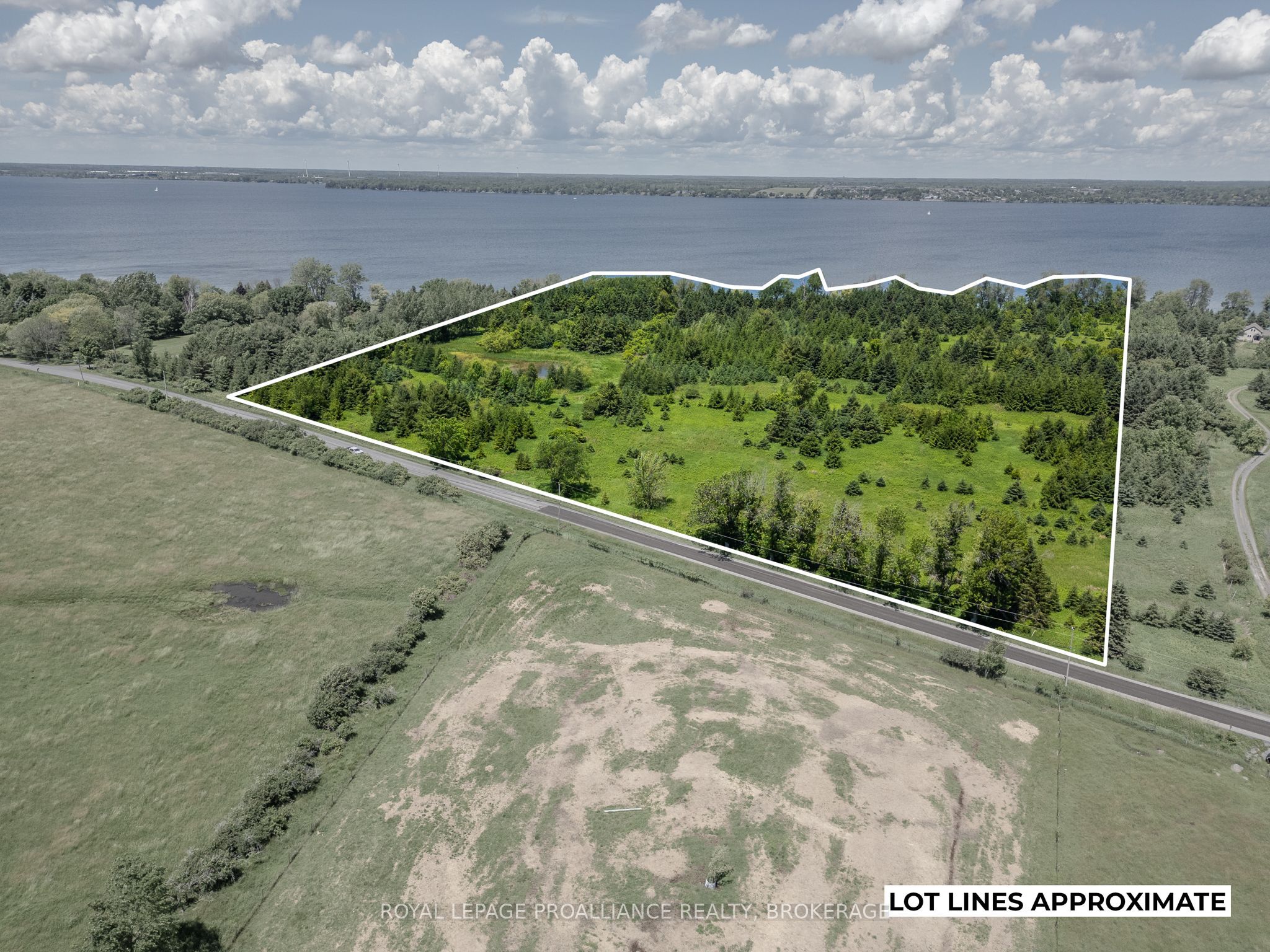 Pt Lt 18-19 Front Road Property Photo 2