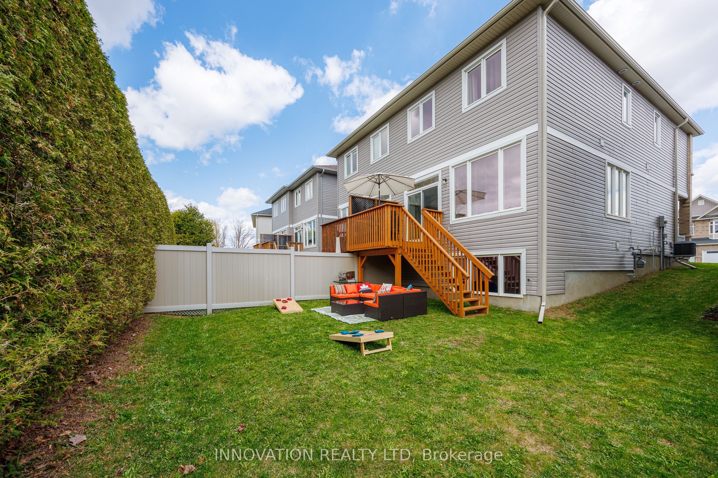 207 Bert Hall Street Property Photo 4