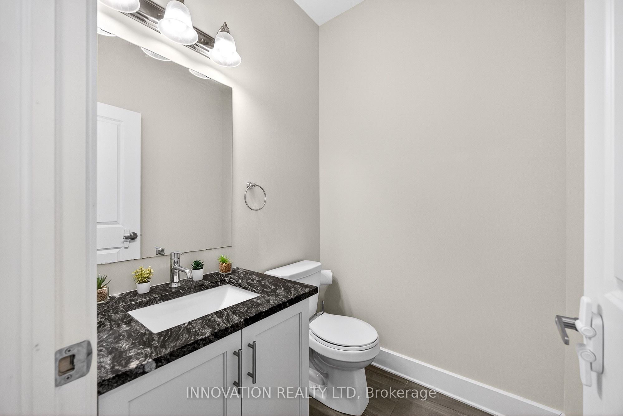 207 Bert Hall Street Property Photo 24