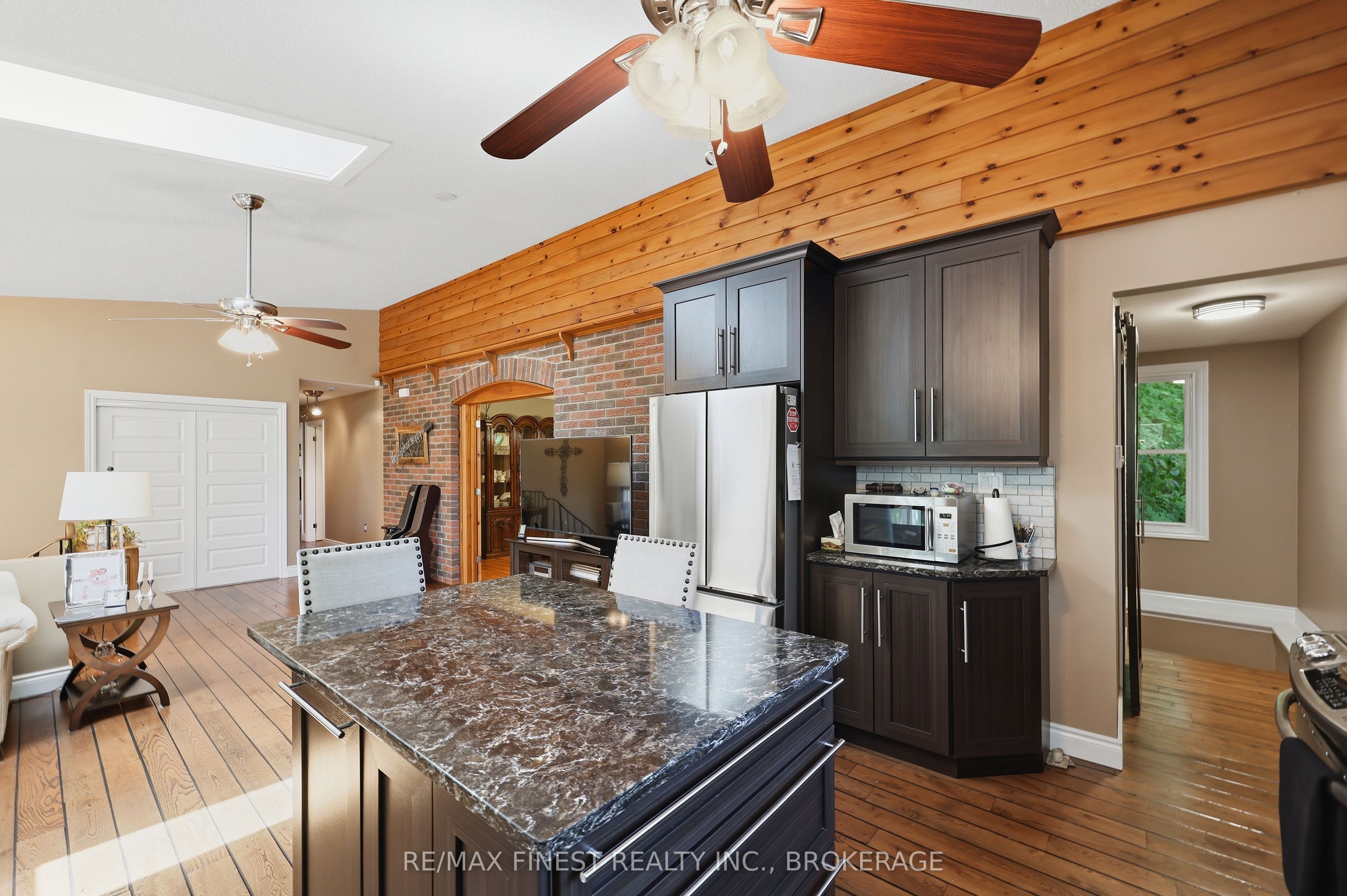 3315 Loughborough Drive Property Photo 13