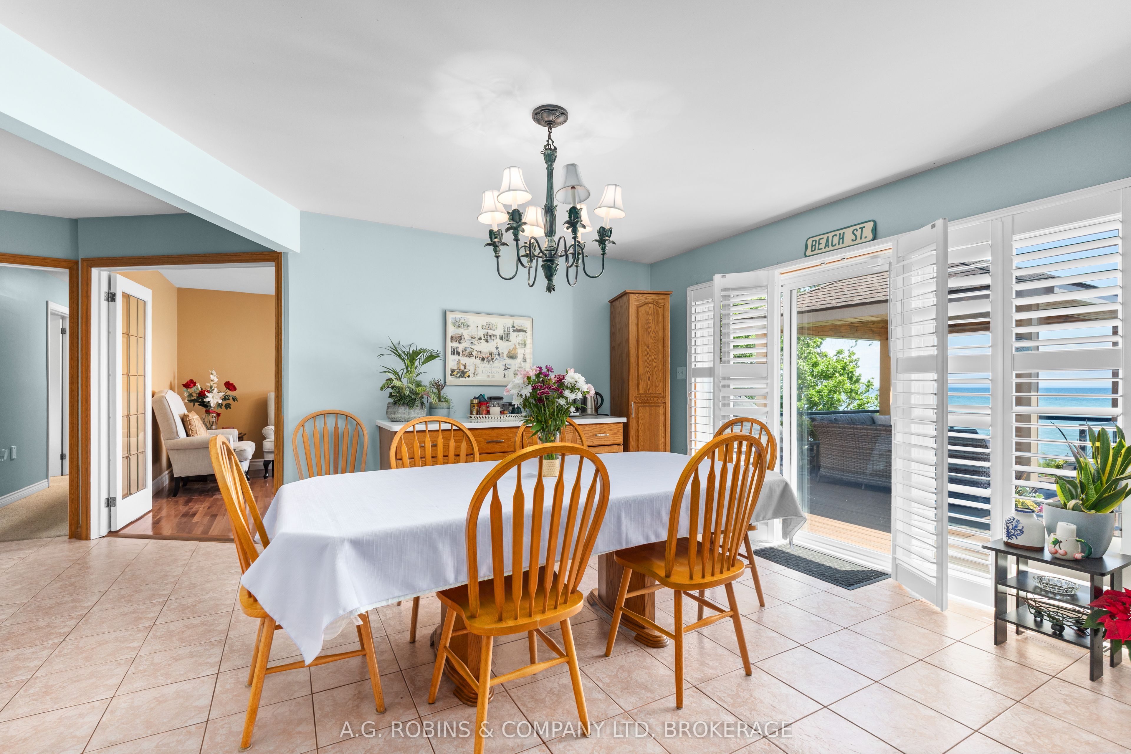 10321 Lakshore Road W Property Photo 22