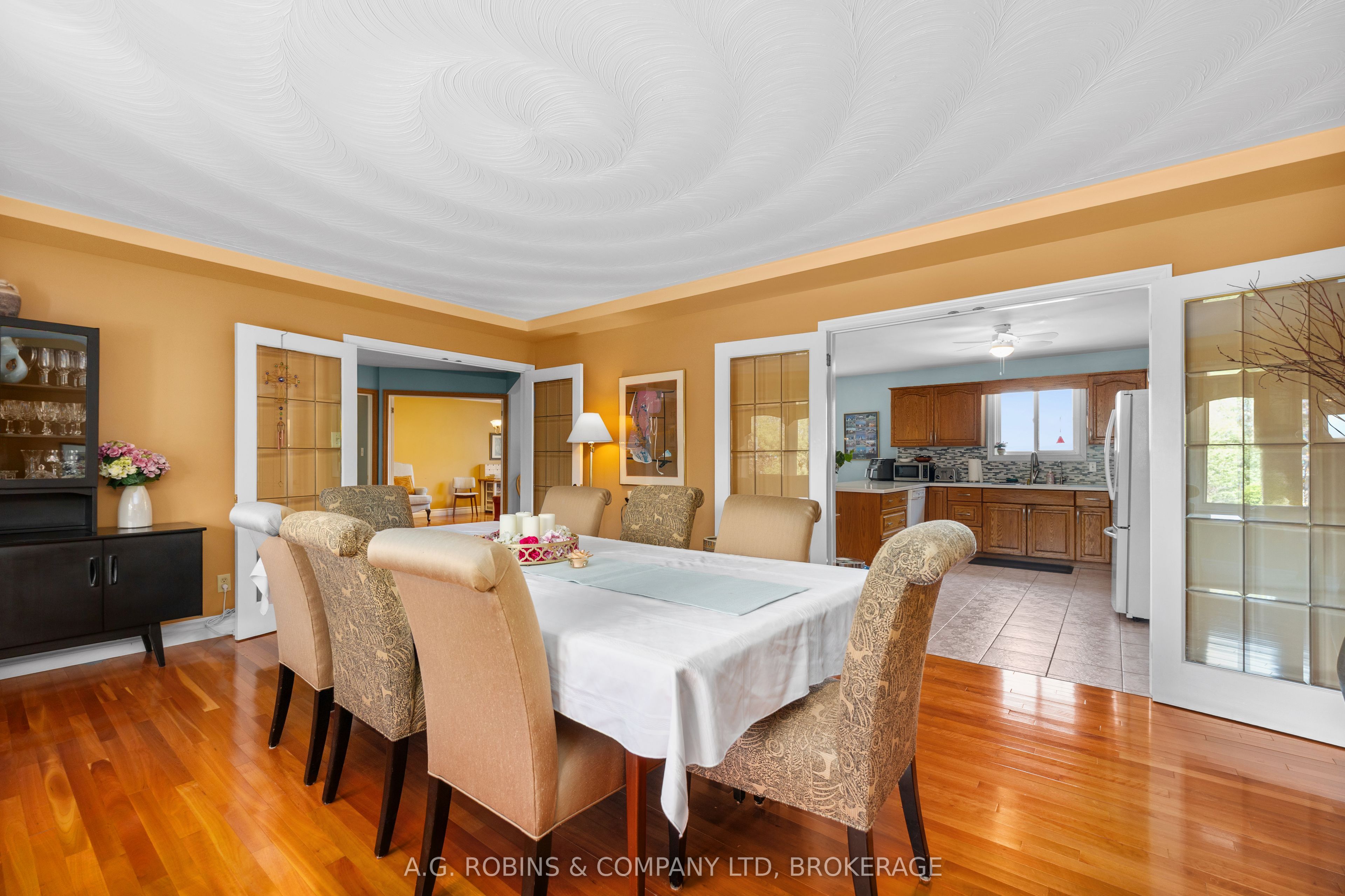 10321 Lakshore Road W Property Photo 26