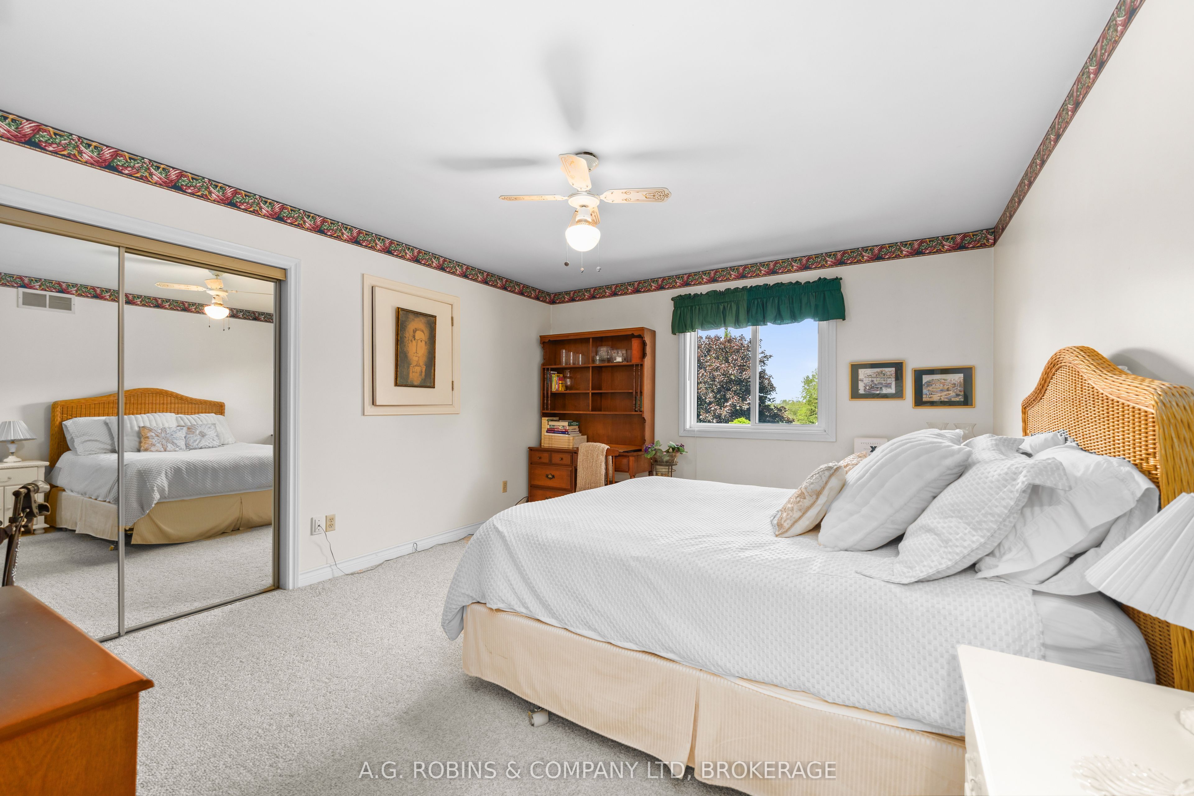 10321 Lakshore Road W Property Photo 32