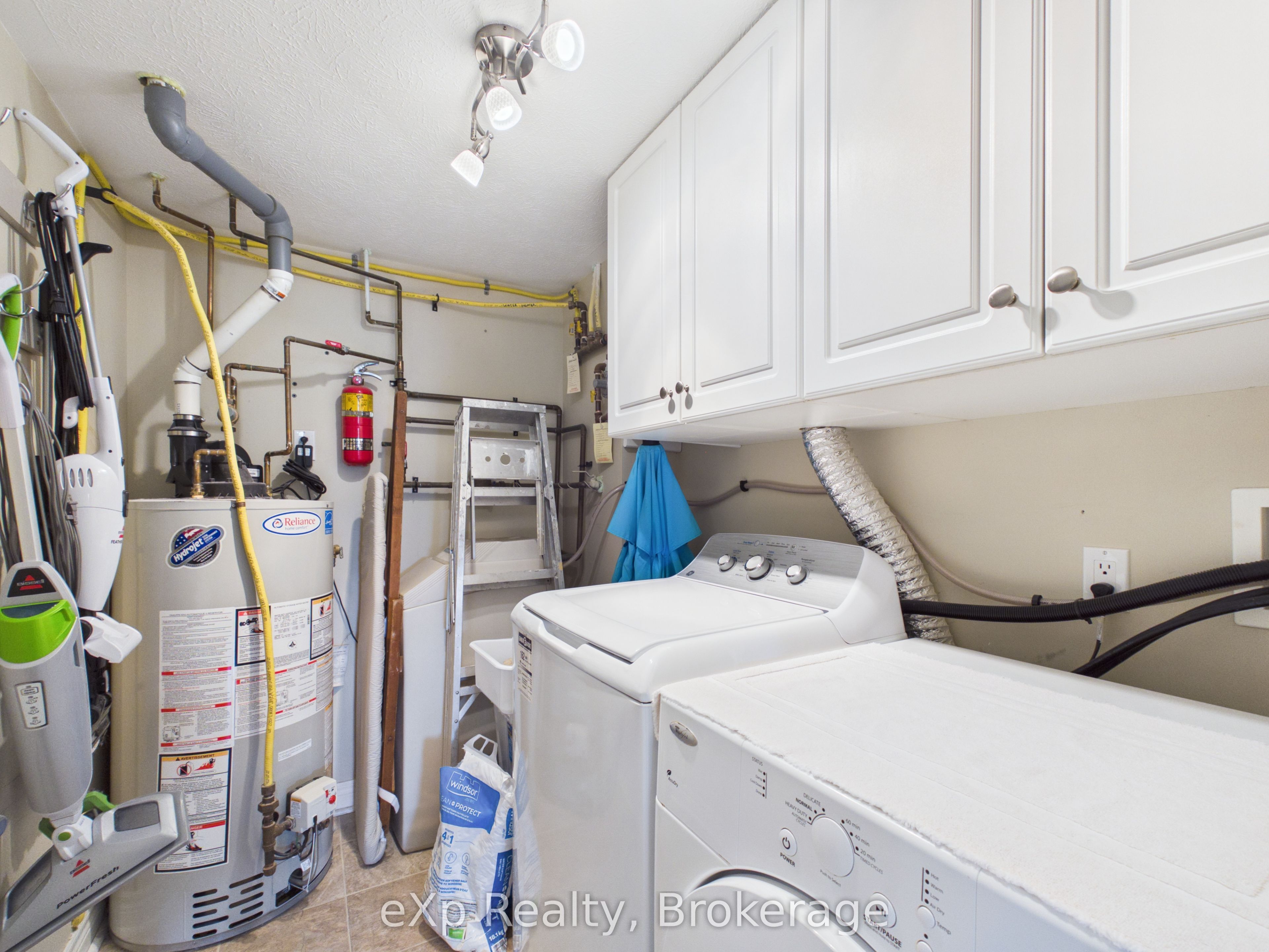 125 William Street N 302 Property Photo 29