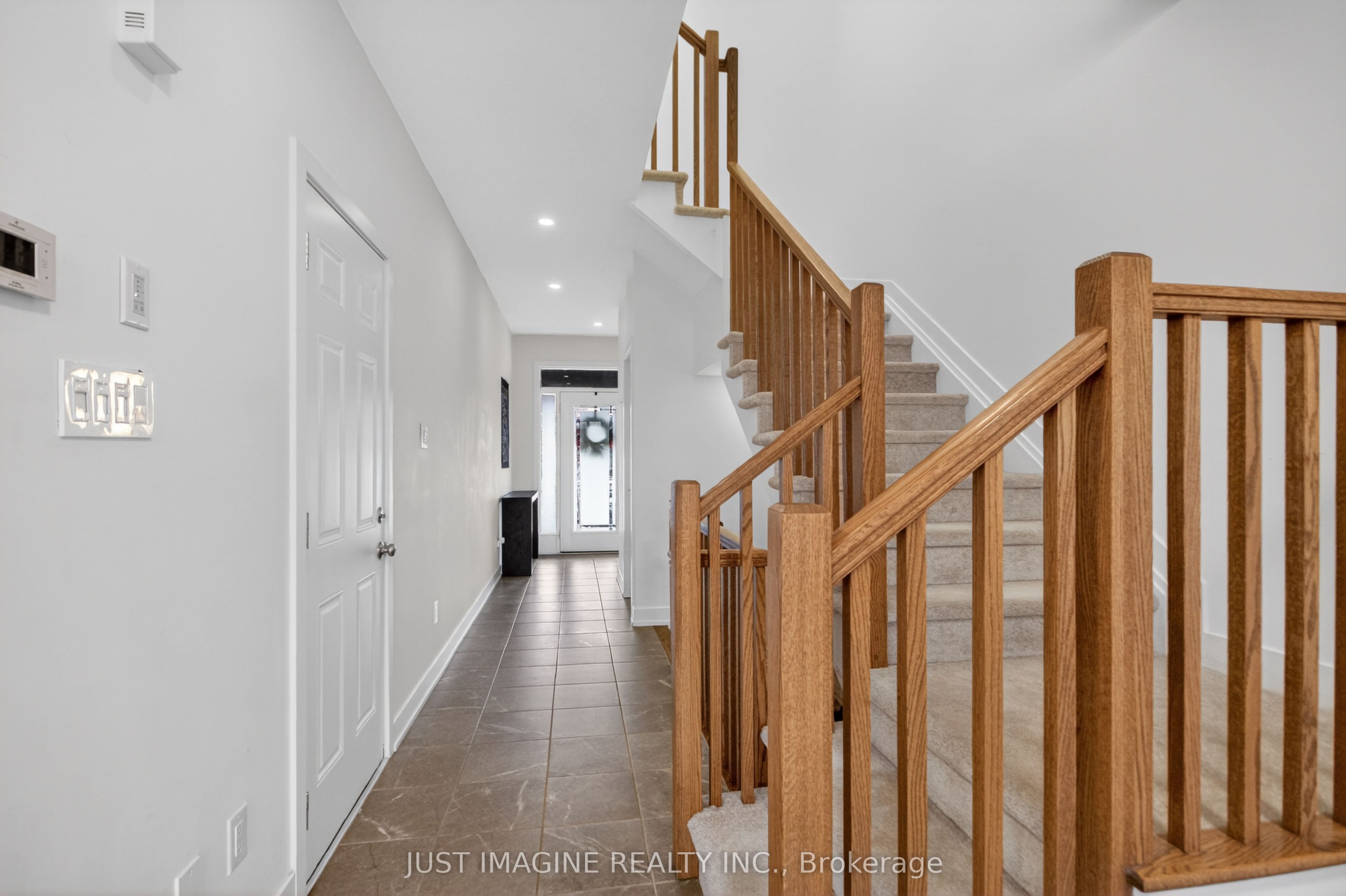 311 Ibanez Walk Property Photo 5