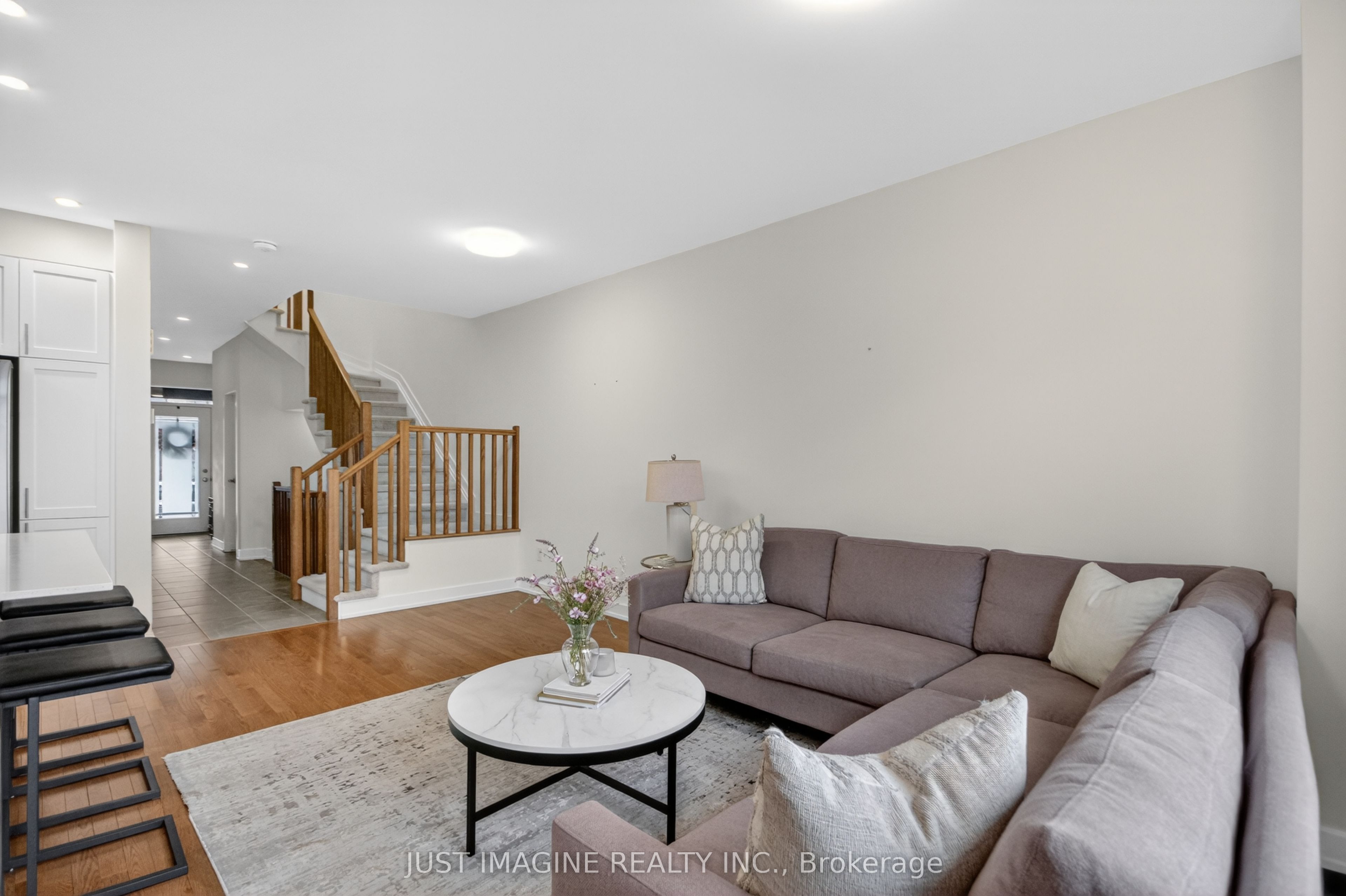 311 Ibanez Walk Property Photo 12