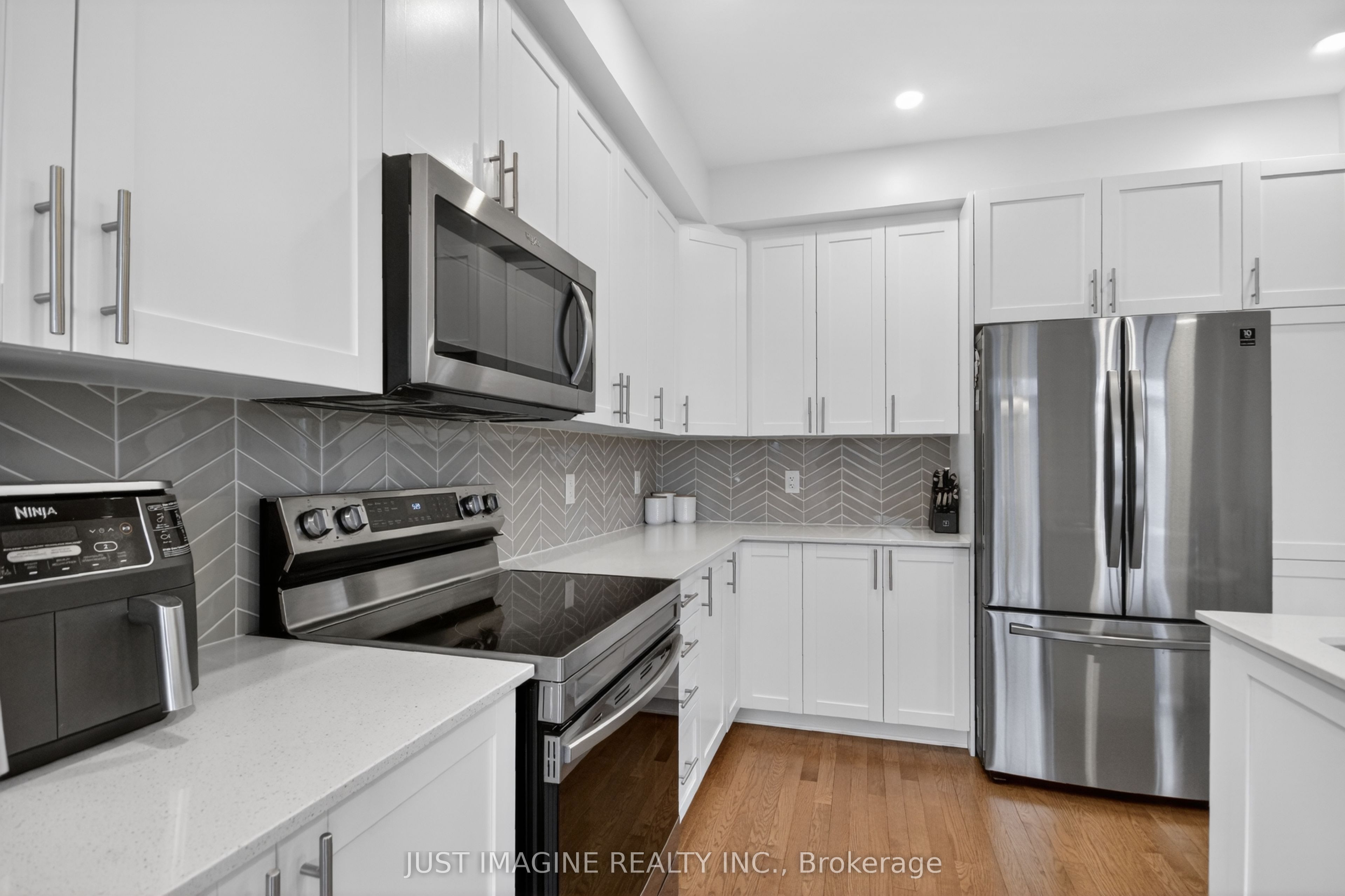 311 Ibanez Walk Property Photo 20