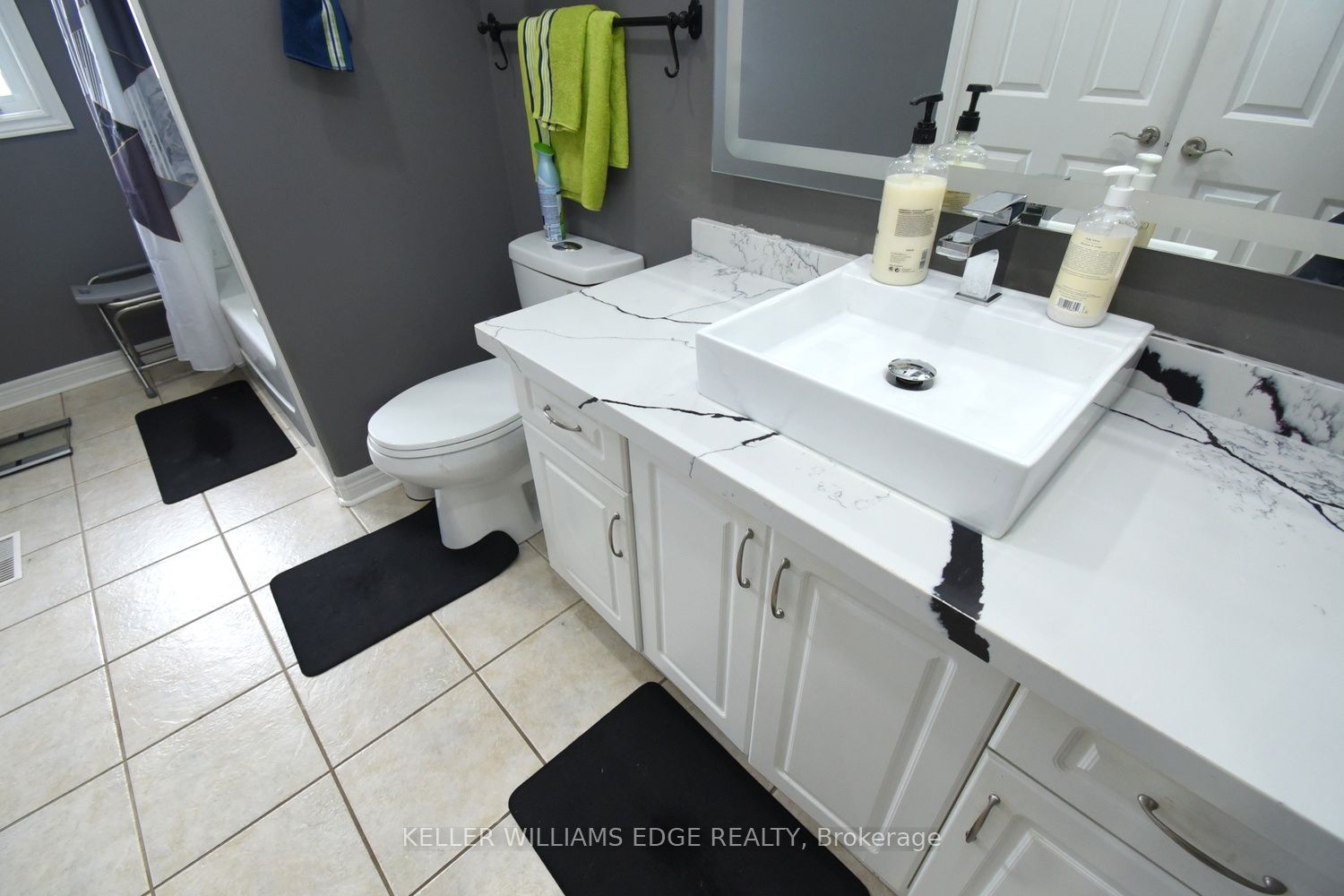 334 St Lawrence Drive Property Photo 24