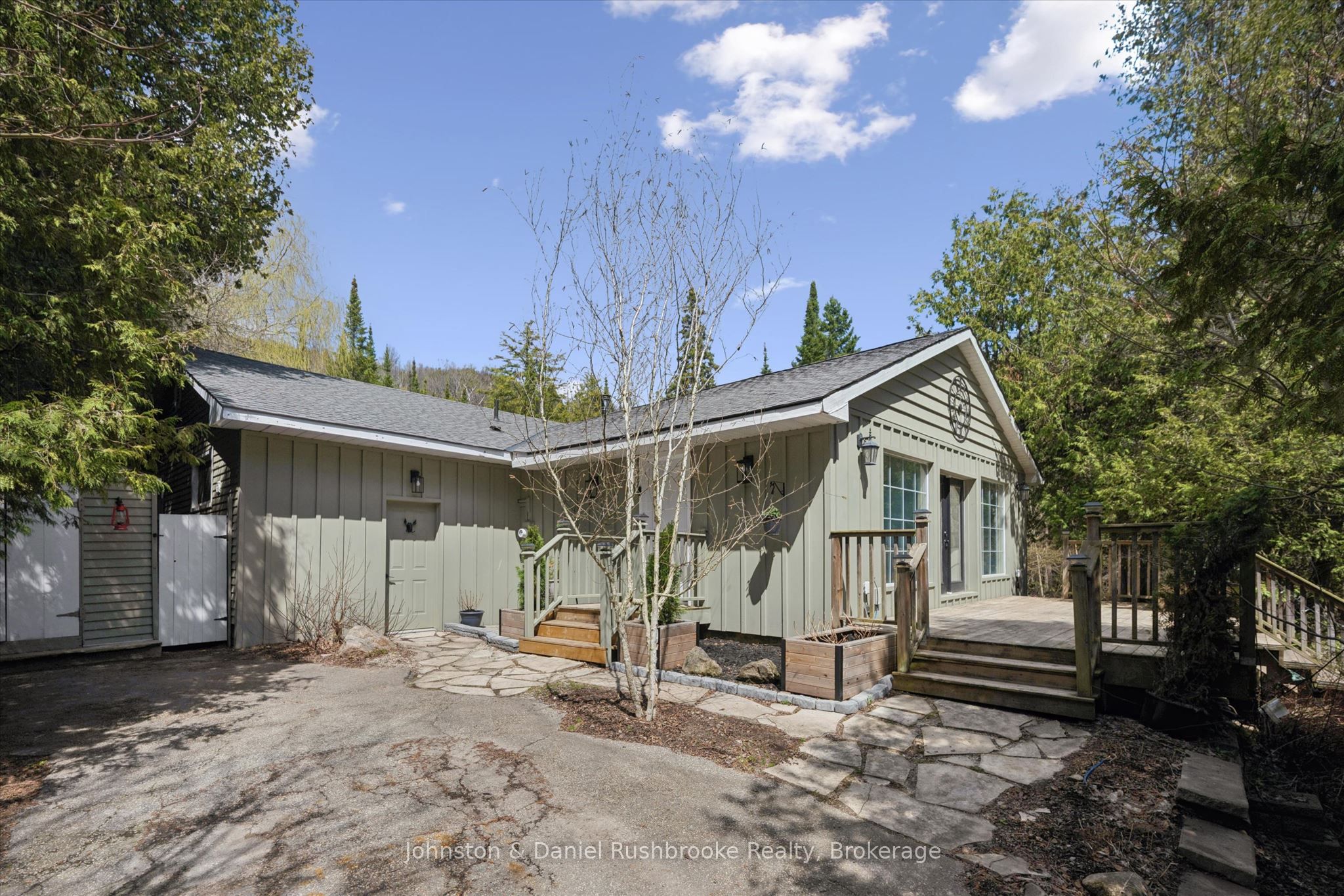 307251 Hockley Road Property Photo 1