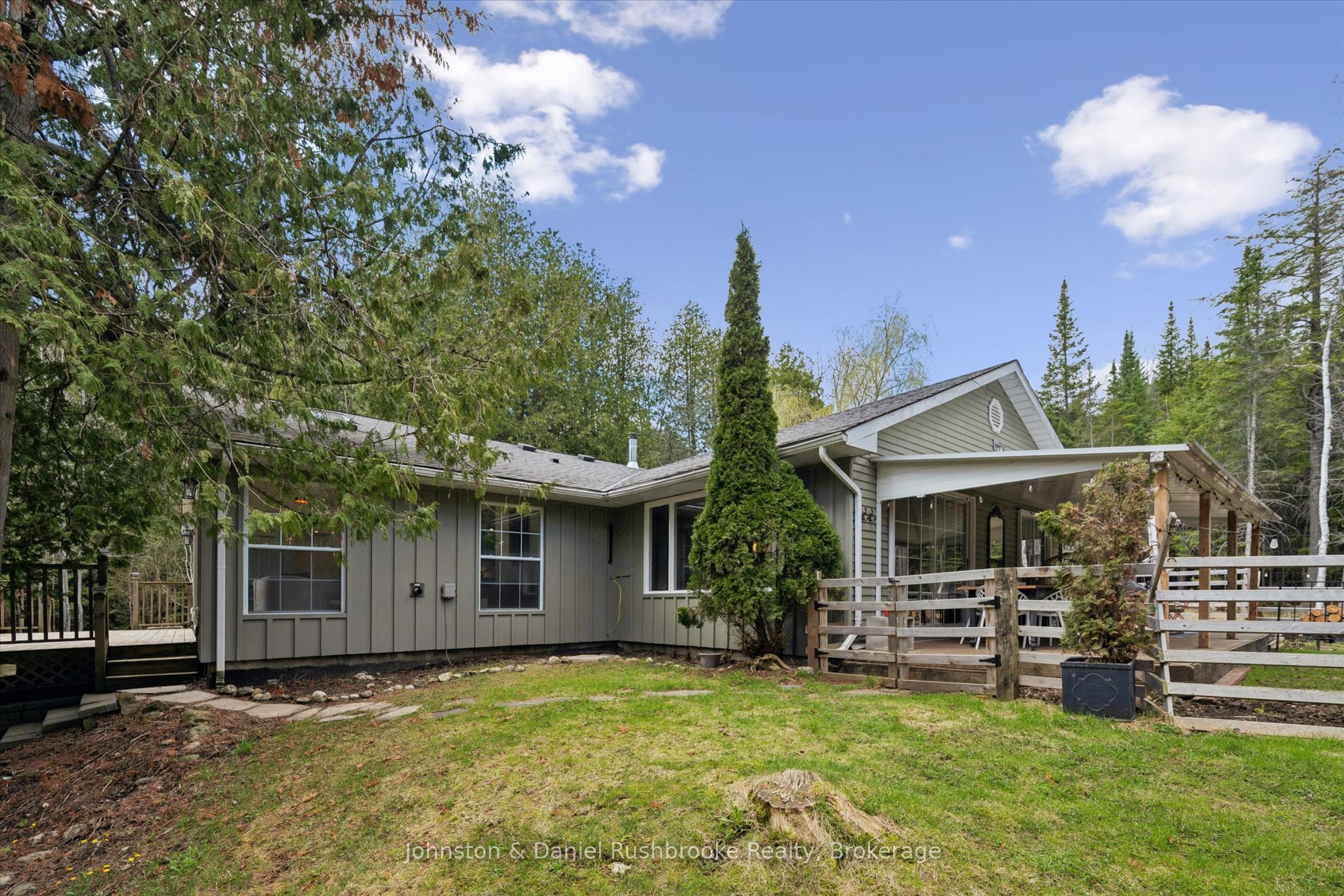 307251 Hockley Road Property Photo 2