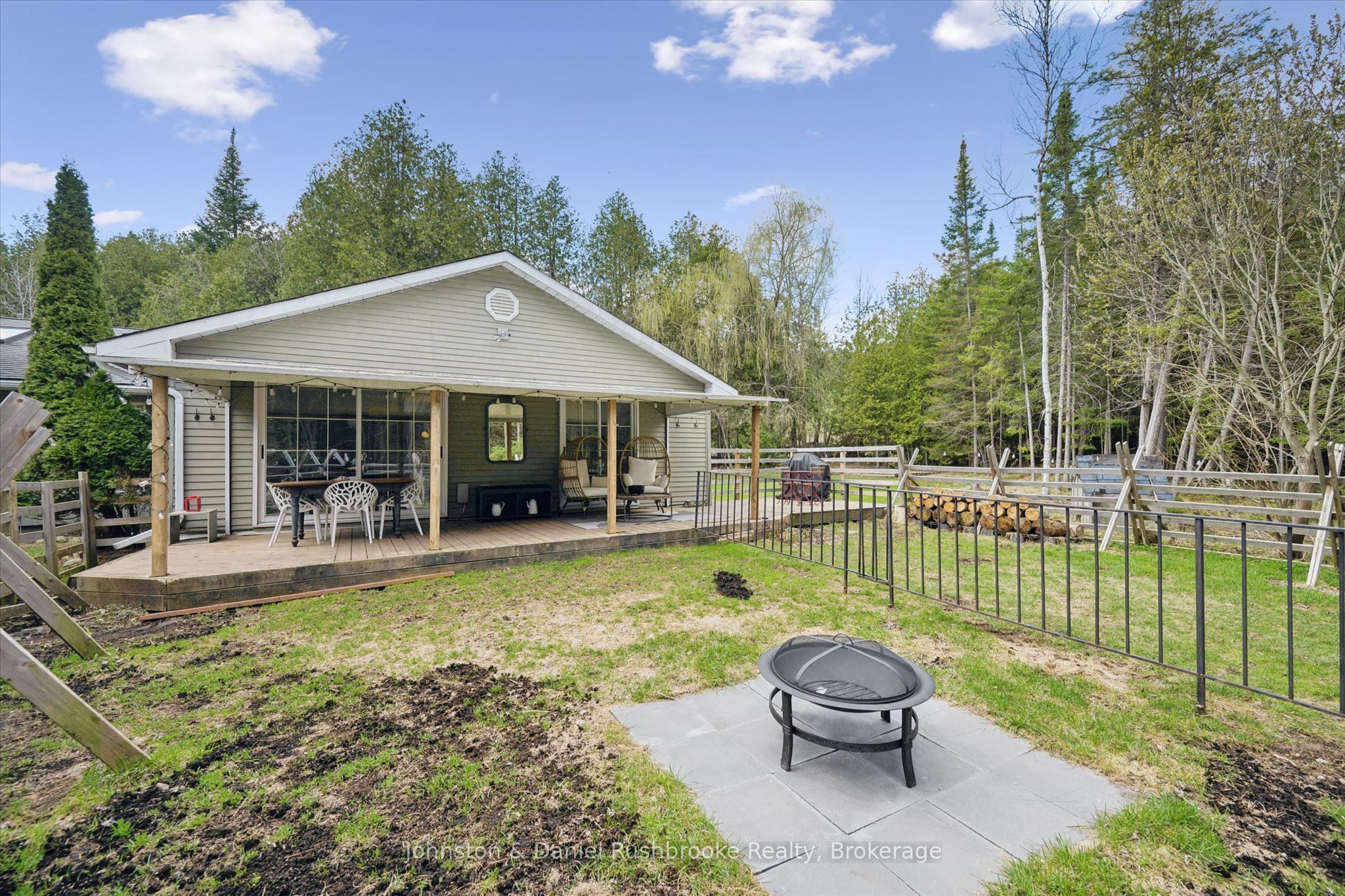 307251 Hockley Road Property Photo 4