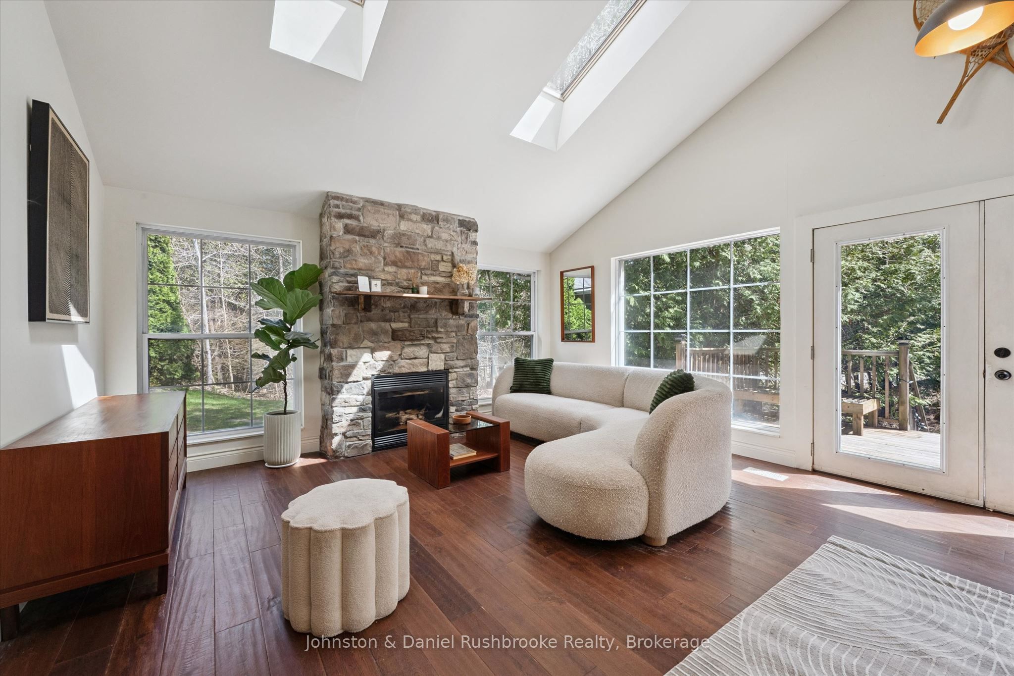 307251 Hockley Road Property Photo 9