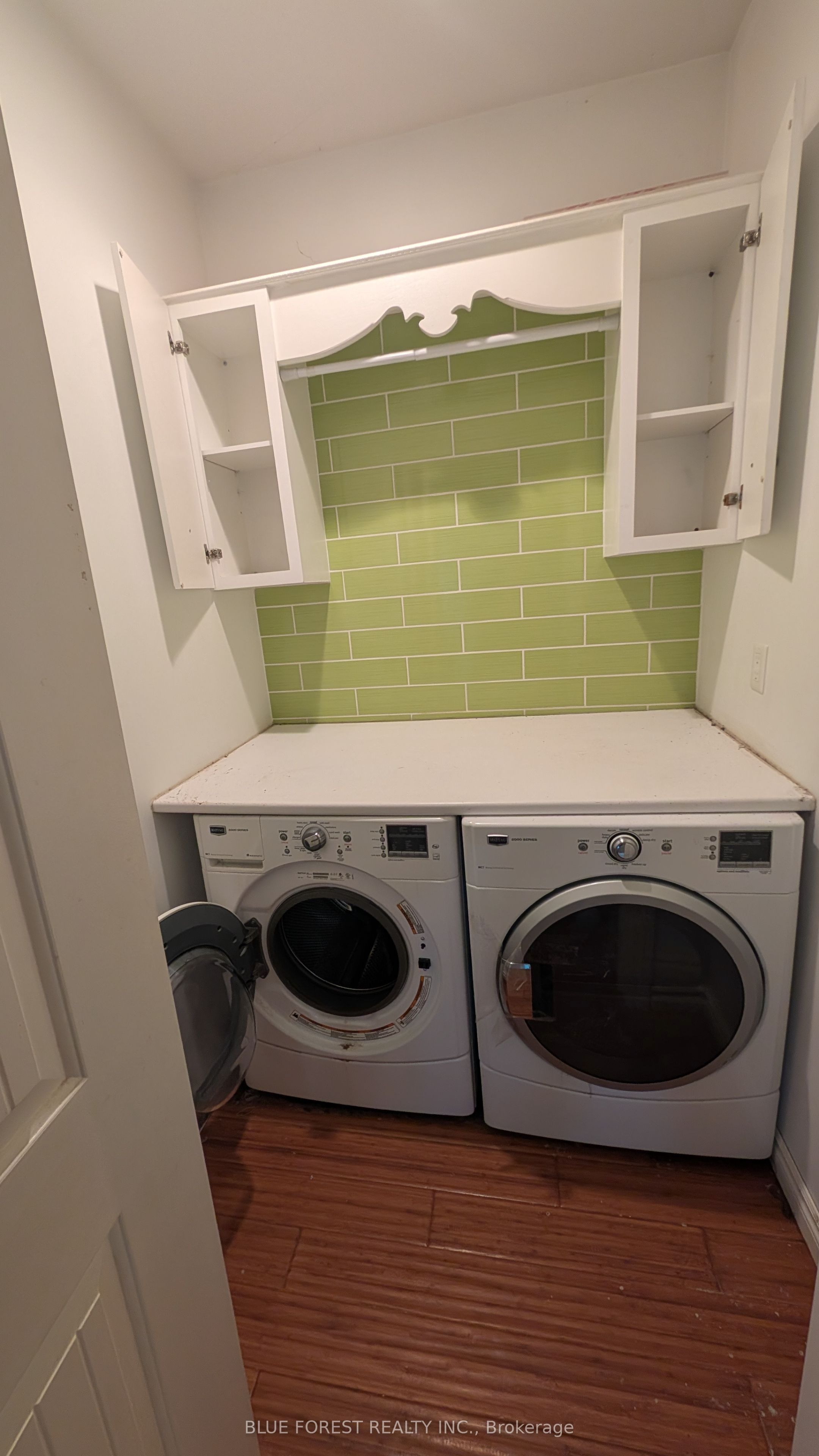 662 Frances Street Property Photo 11