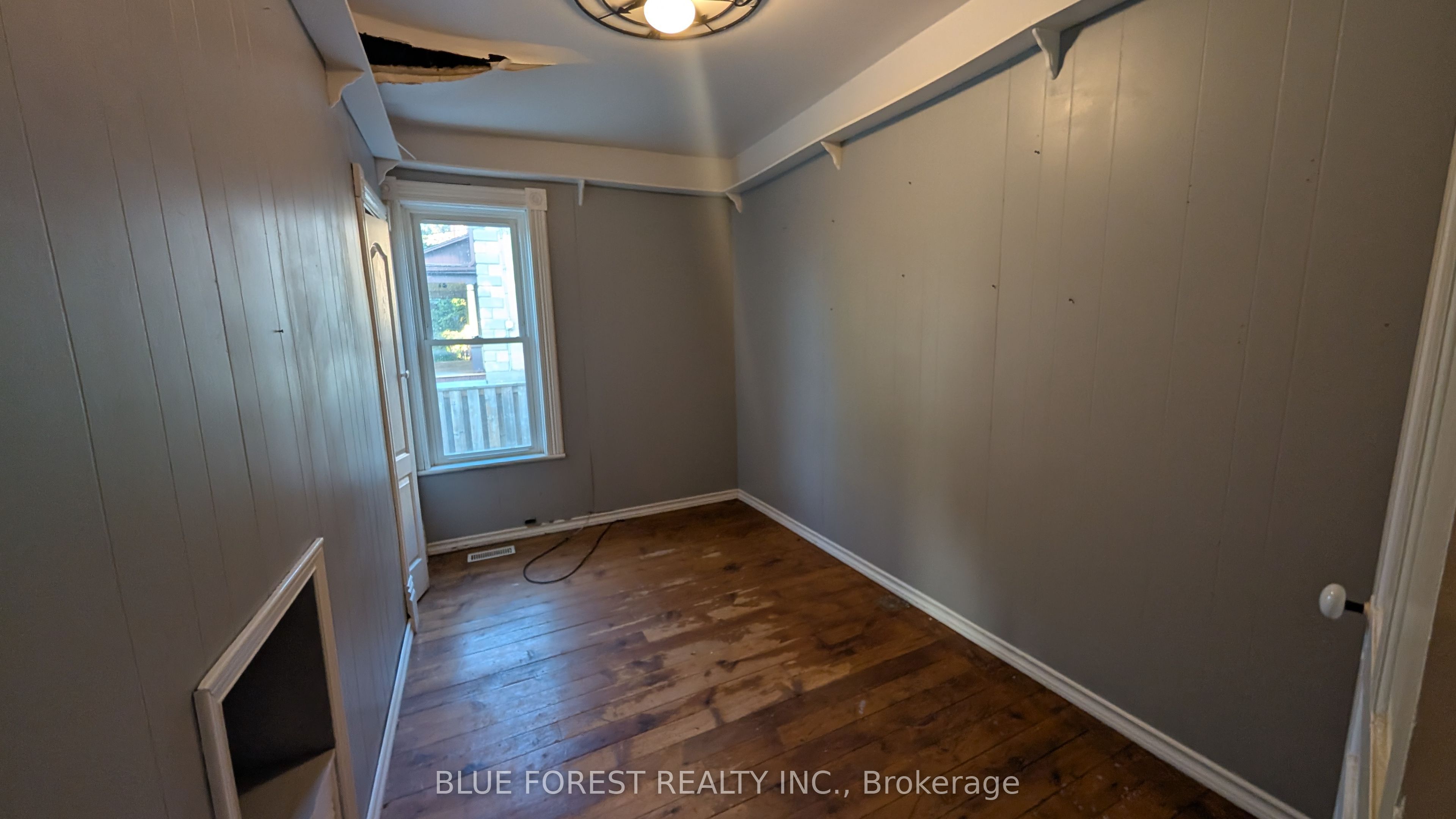 662 Frances Street Property Photo 14