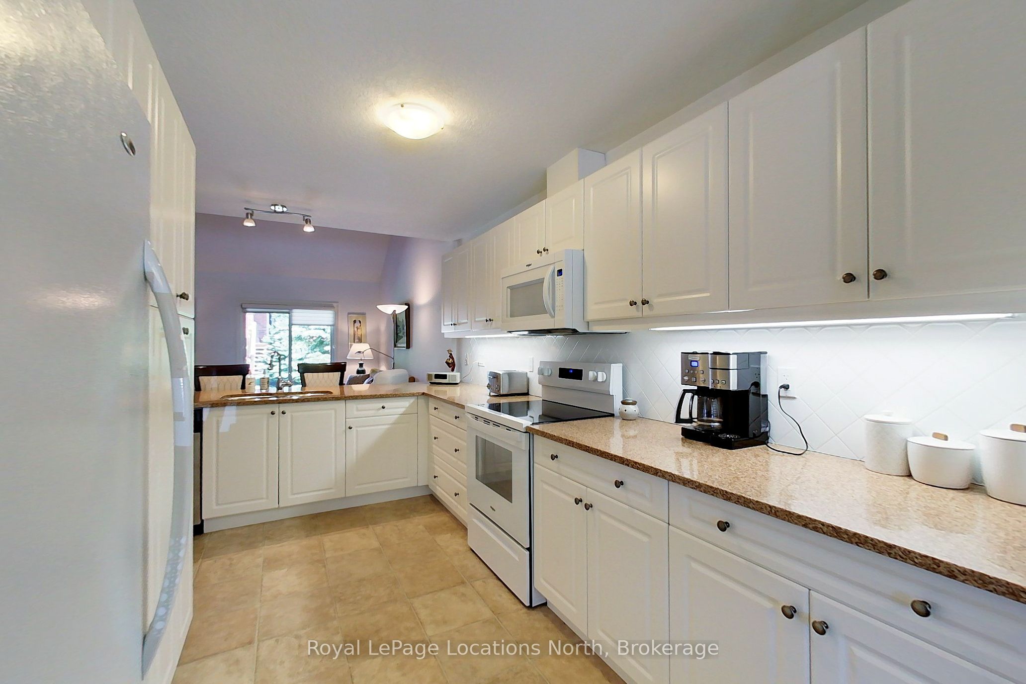 111 Empire Lane 18 Property Photo 22