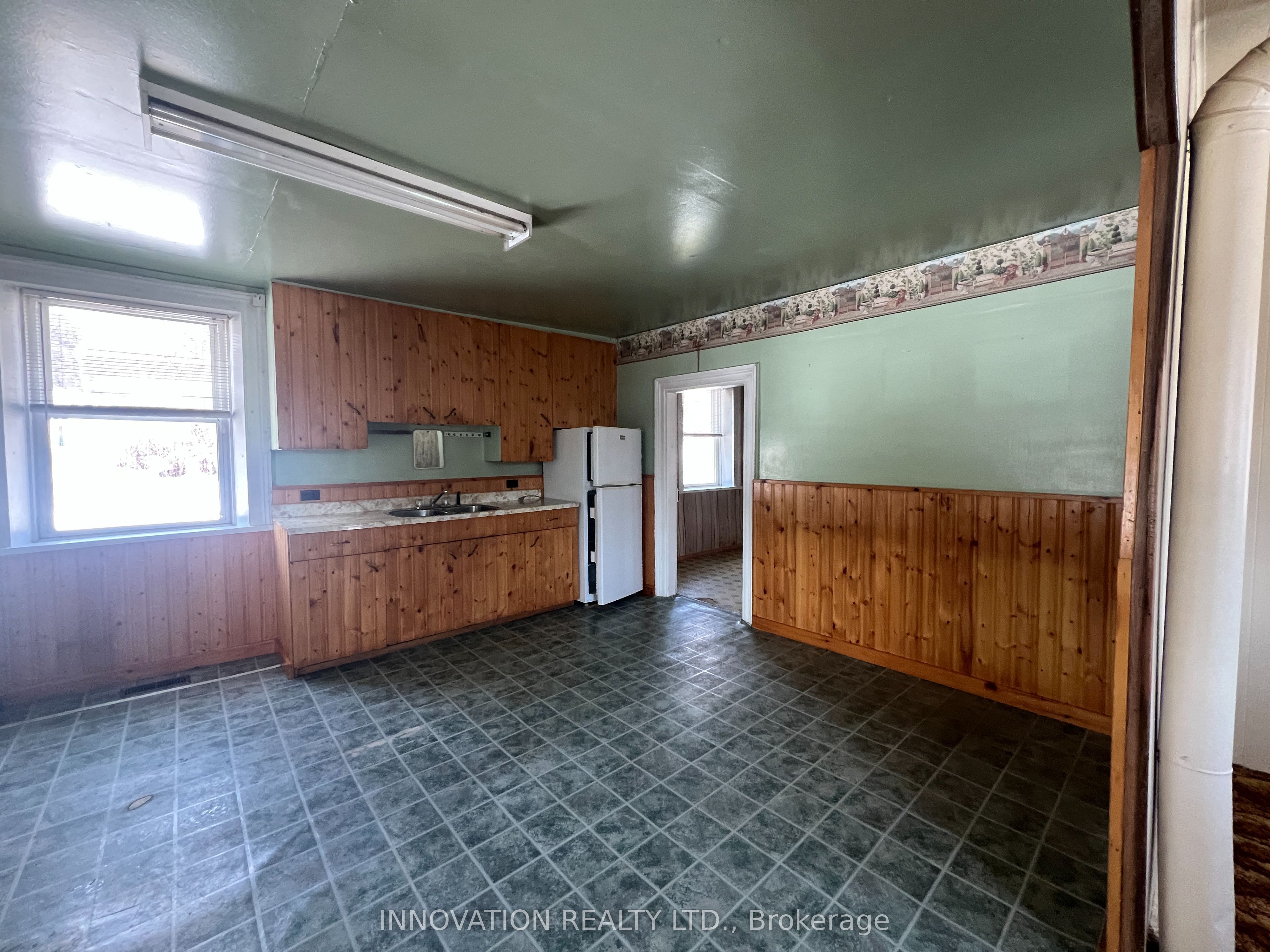 199 Flat Road Property Photo 3