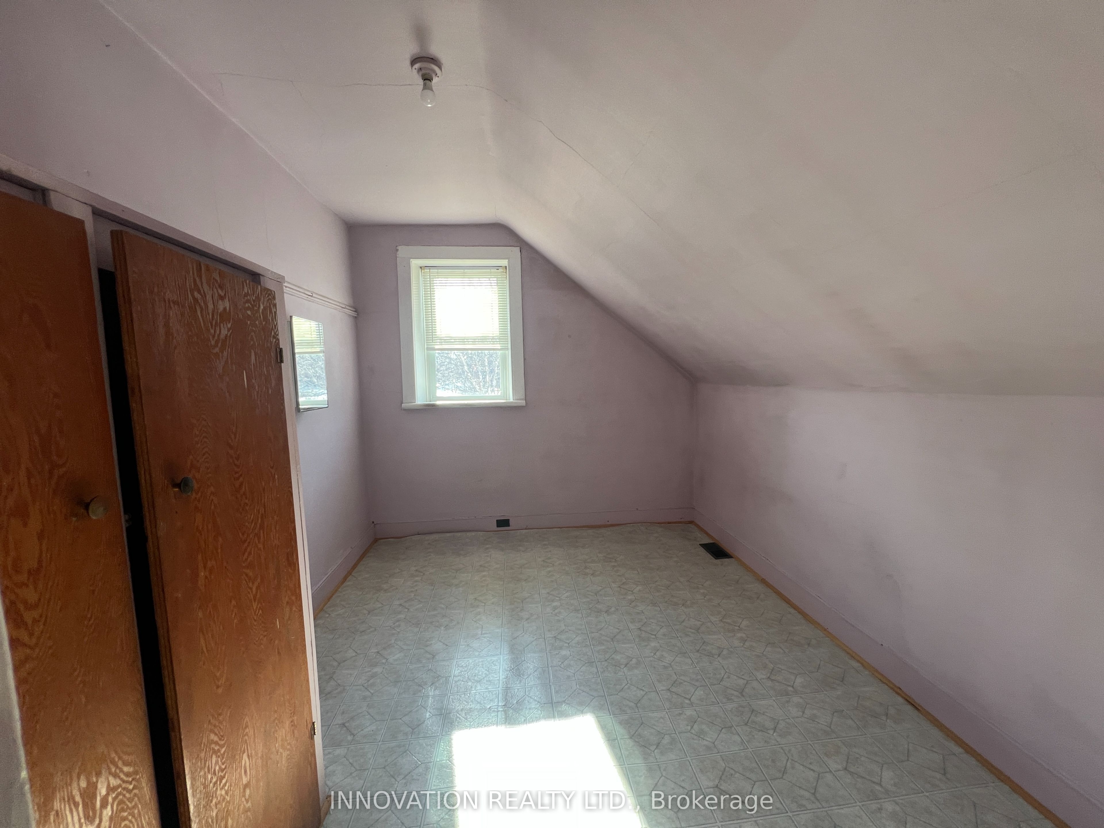 199 Flat Road Property Photo 9