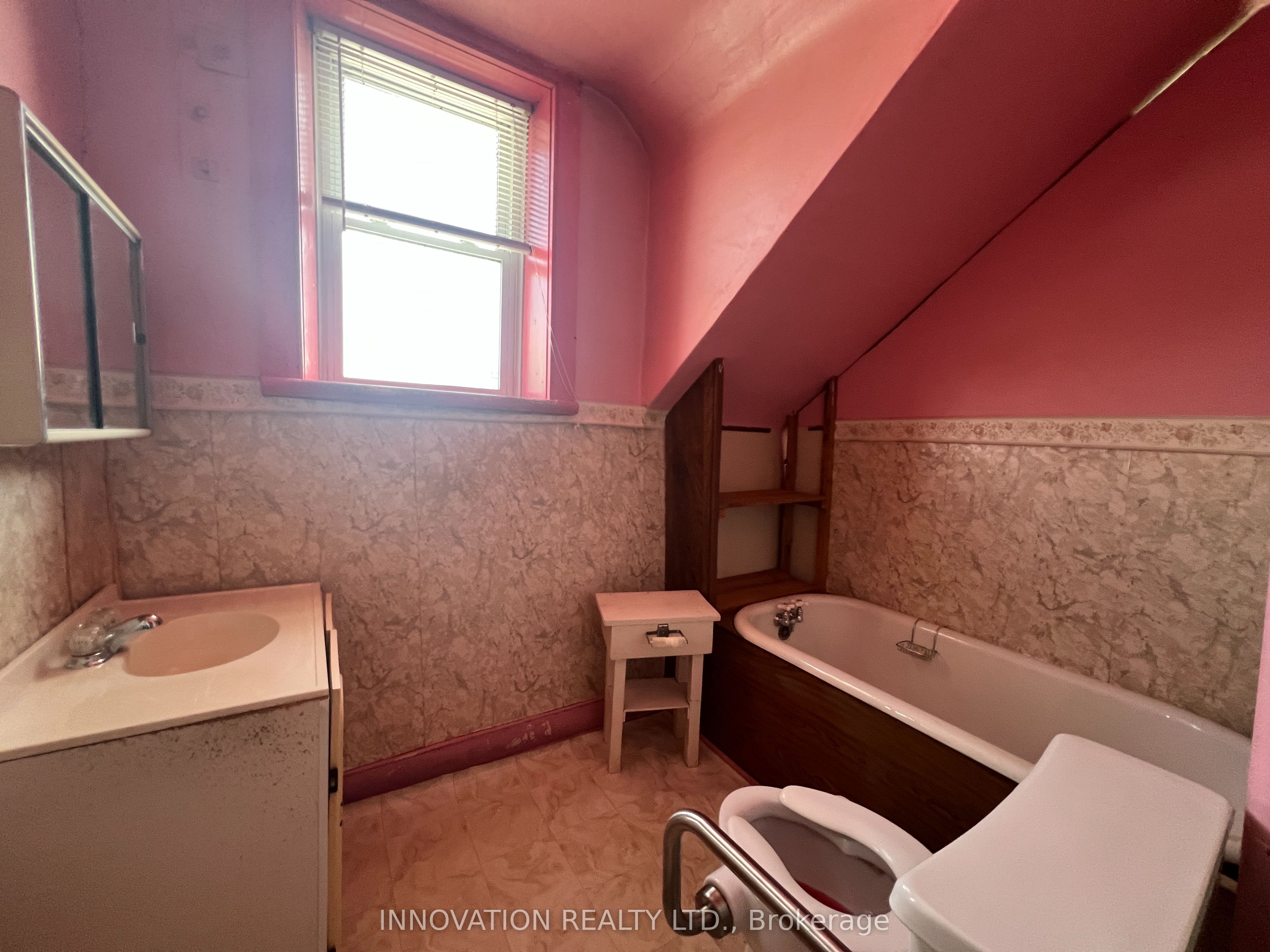 199 Flat Road Property Photo 11