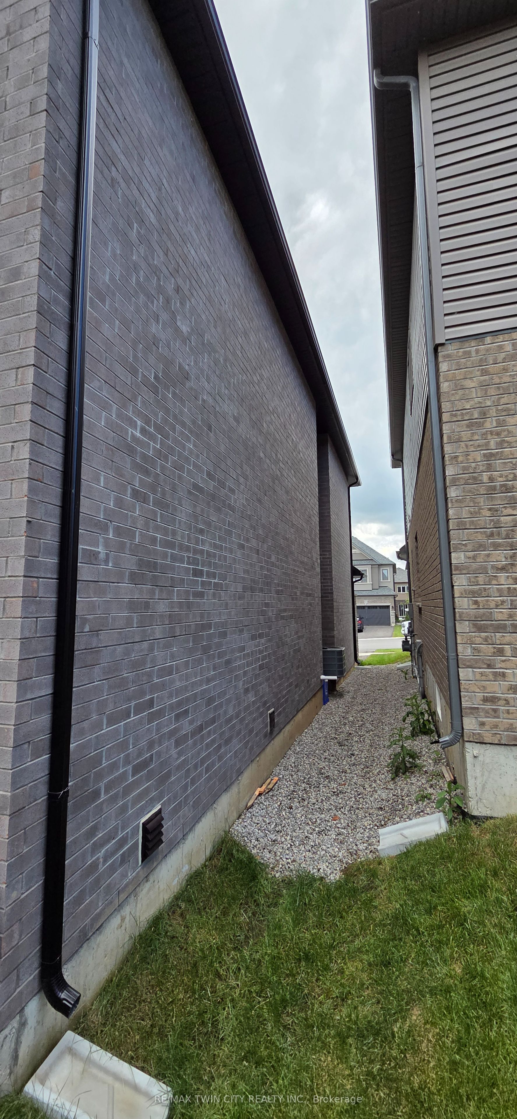 61 George Brier Drive E Property Photo 11