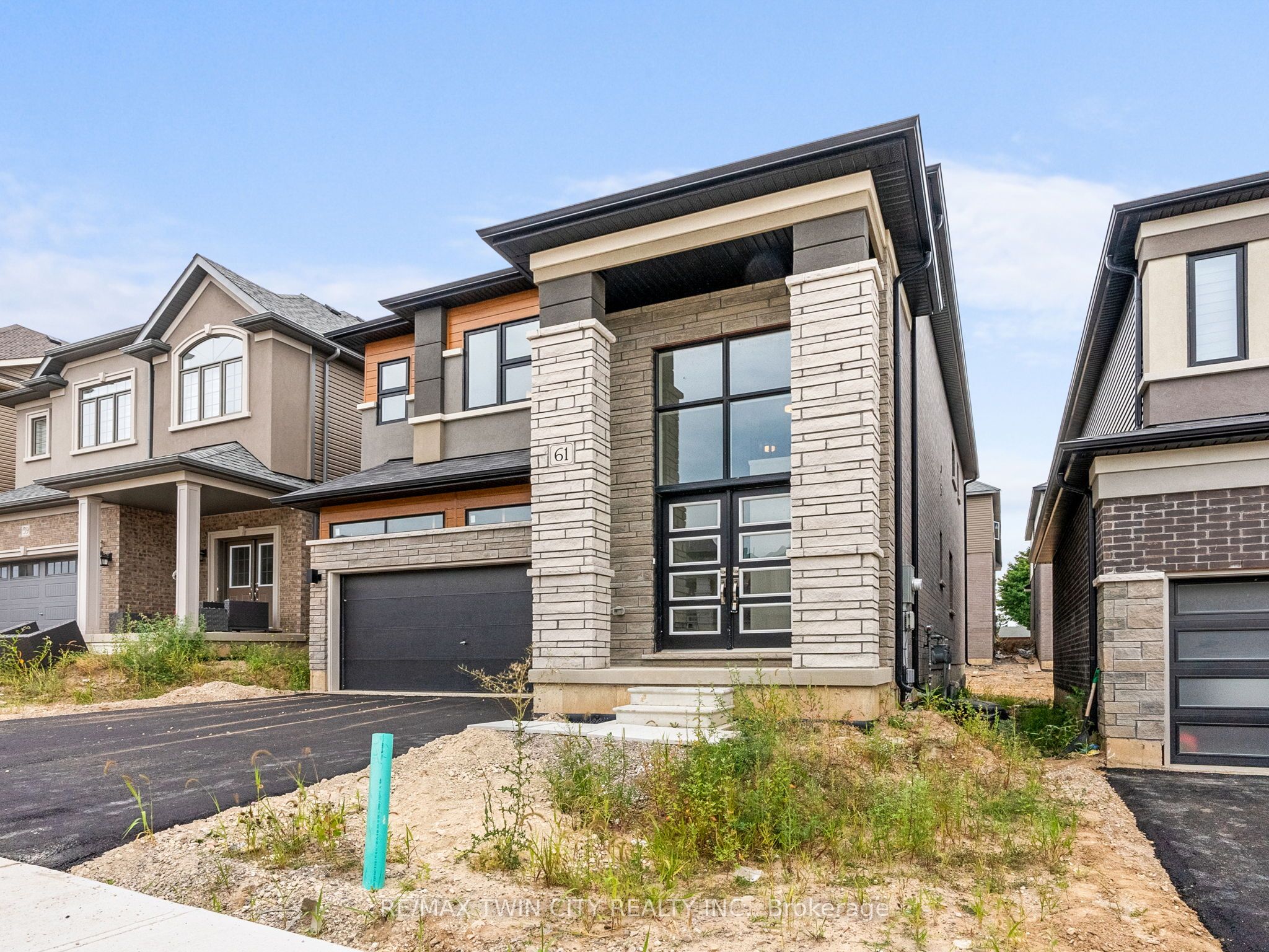 61 George Brier Drive E Property Photo 14